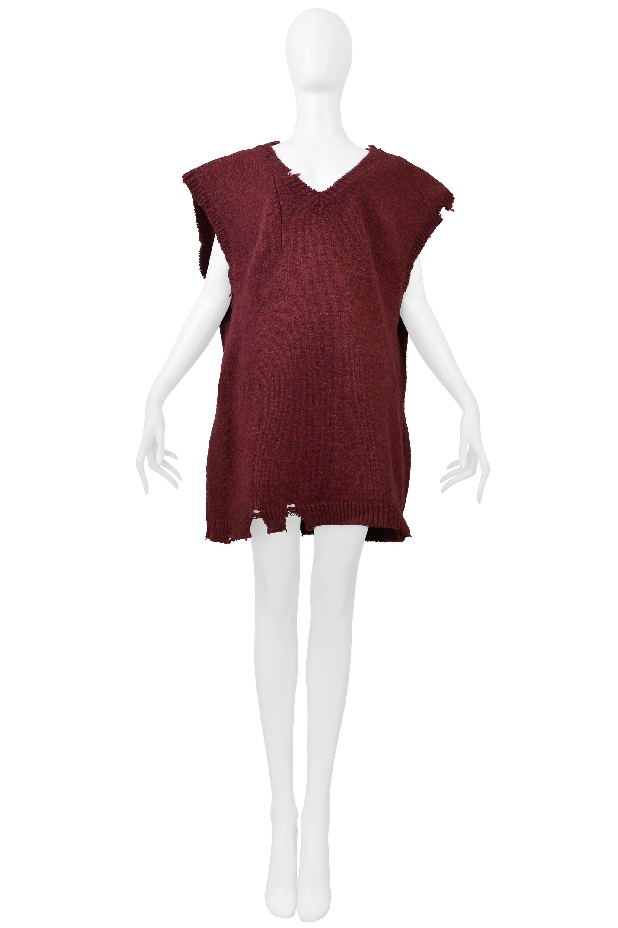 Rosso Maison Martin Margiela Maglione destrutturato oversize rosso borgogna Aw 2000 in vendita