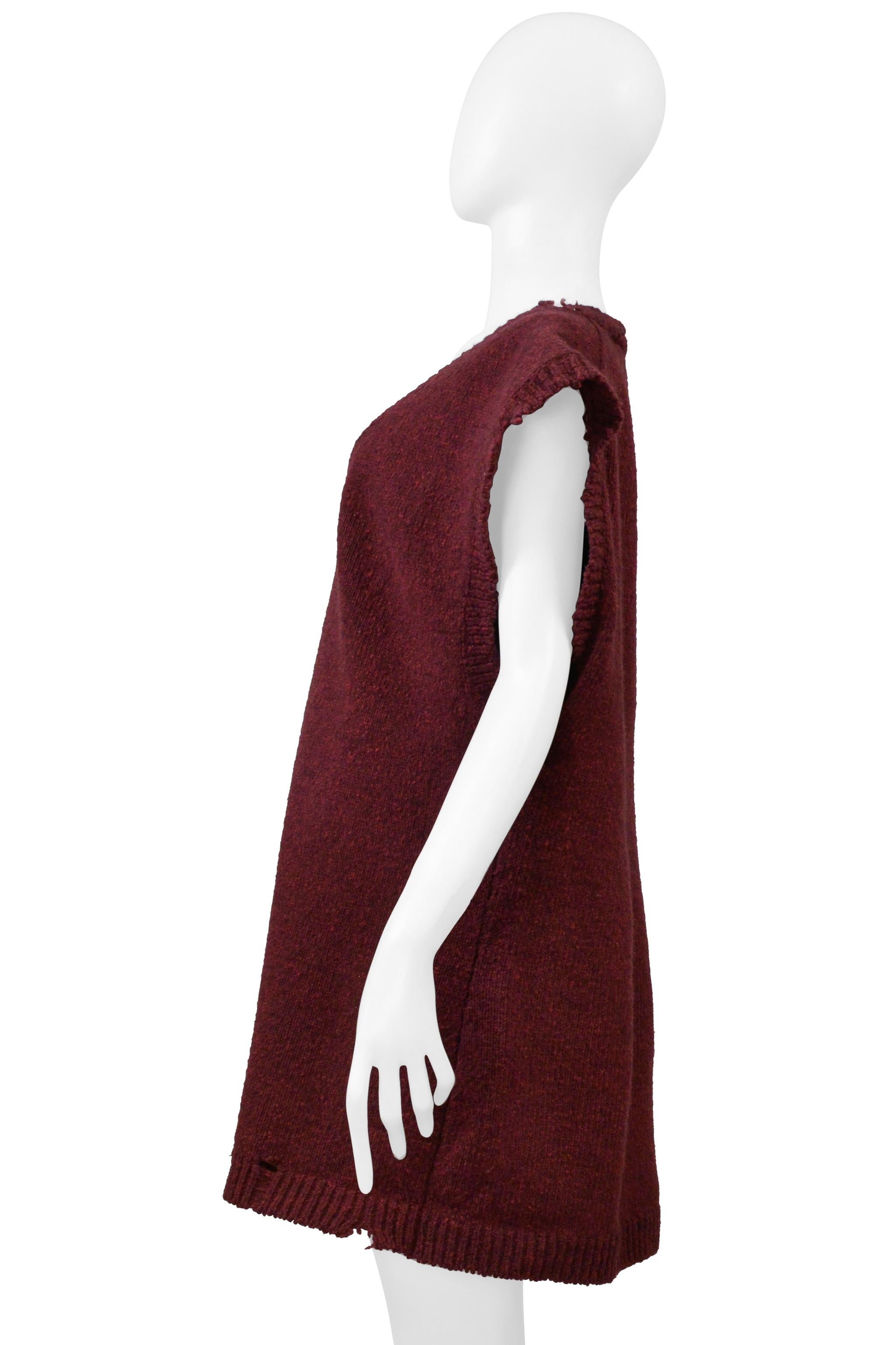 Maison Martin Margiela Maglione destrutturato oversize rosso borgogna Aw 2000 in vendita 2
