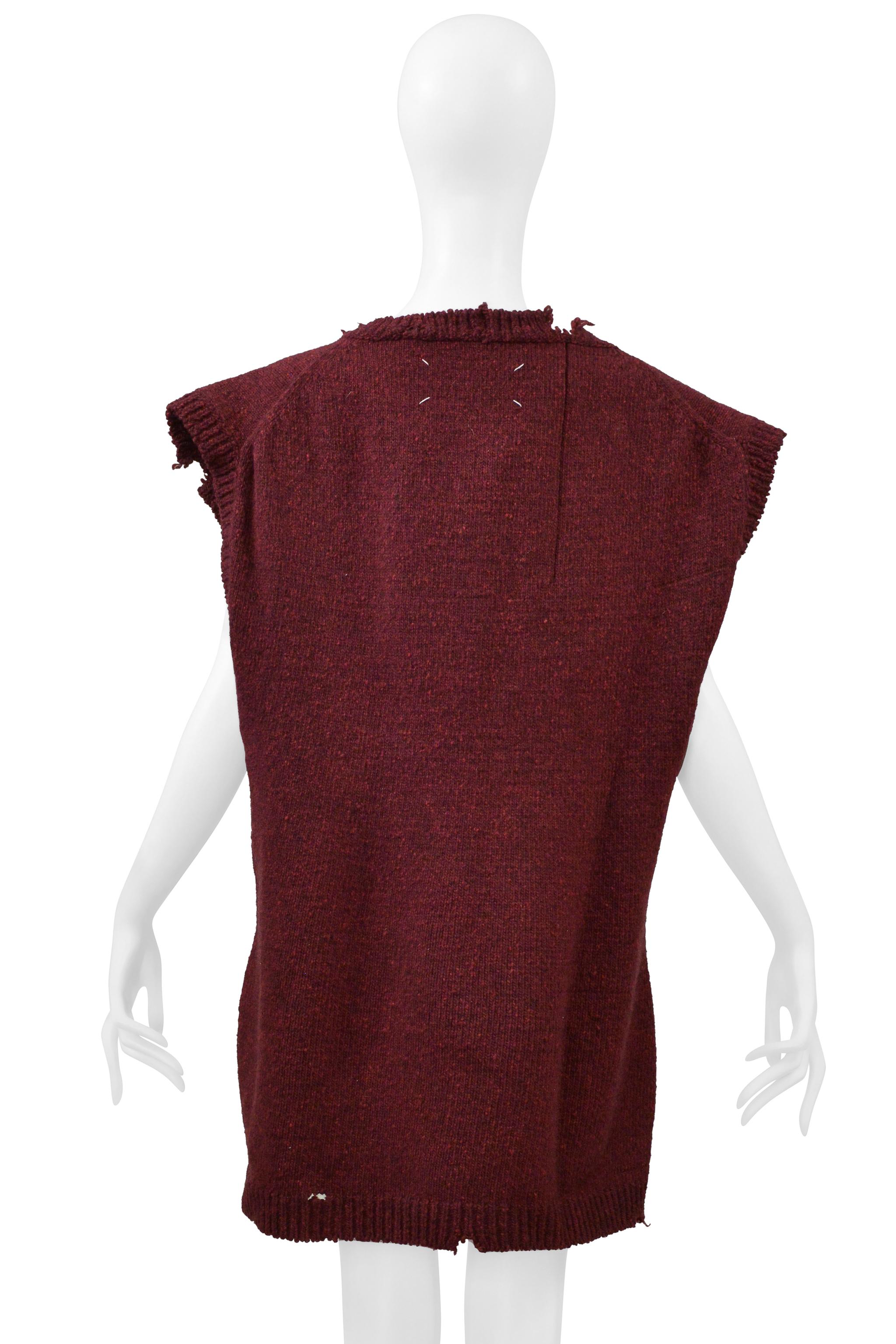 Maison Martin Margiela Maglione destrutturato oversize rosso borgogna Aw 2000 in vendita 4
