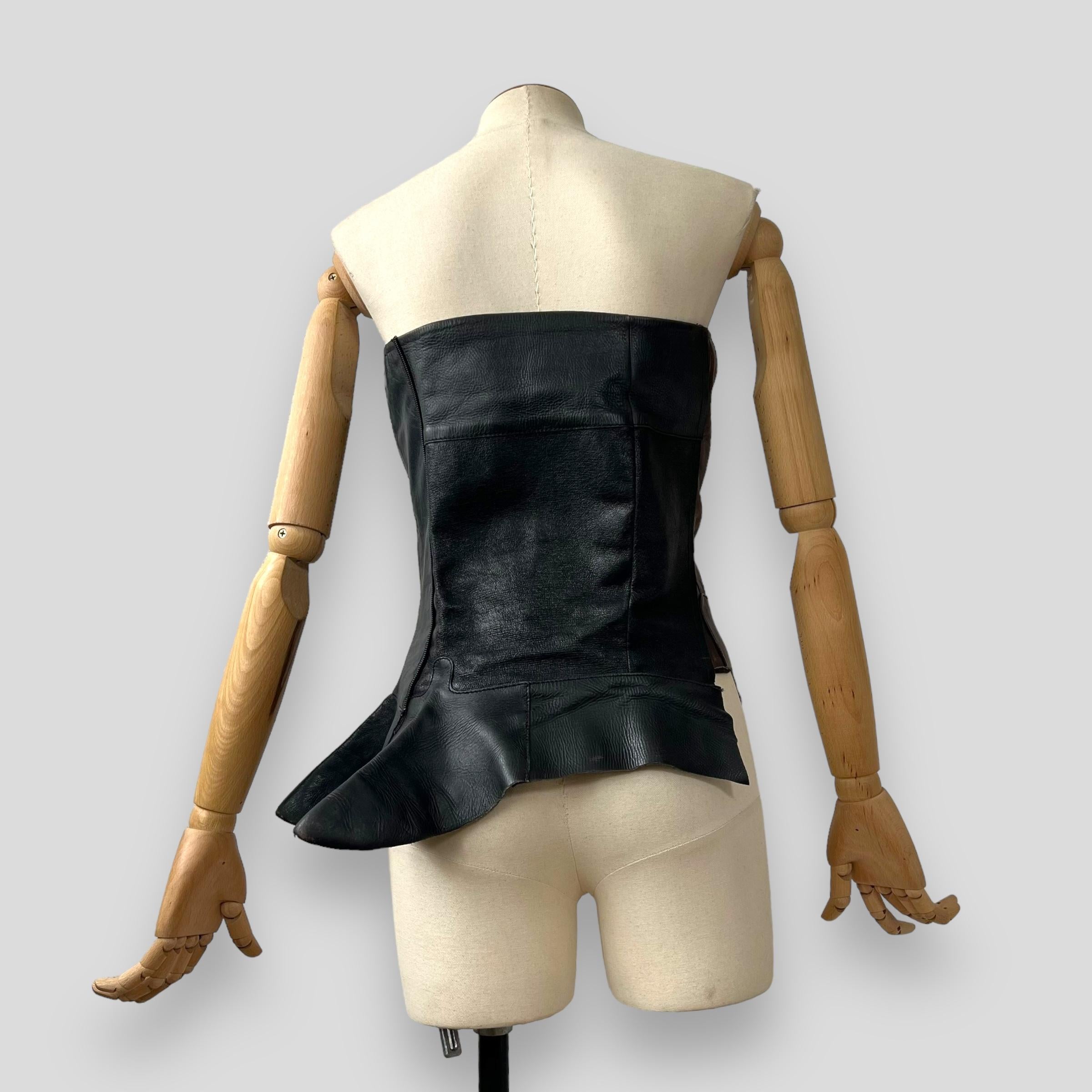 Women's Maison Martin Margiela Corset 2004-2005 FW artisanal boots leather corset For Sale