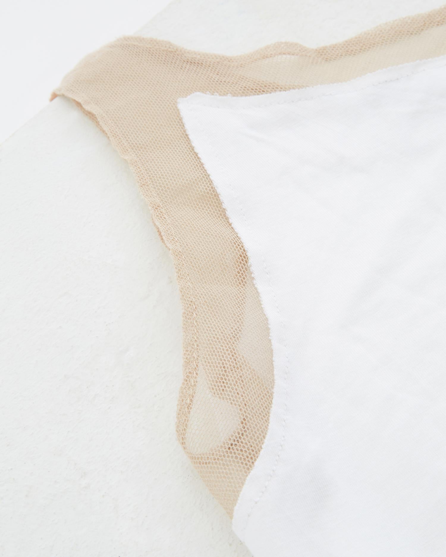 Maison Martin Margiela Camiseta de tirantes con detalle de organza de algodón blanco de principios de los años 00 en venta 1