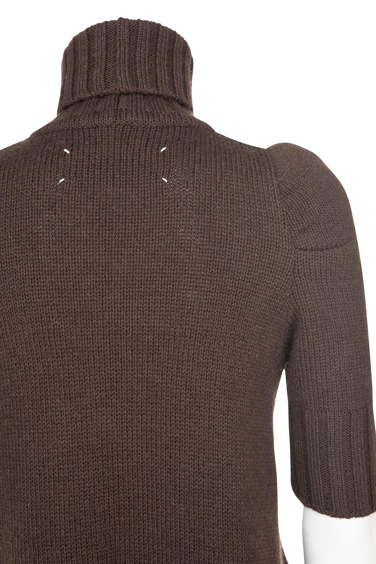 MAISON MARTIN MARGIELA principios de los 90  icónico y raro mini vestido de punto de cuello alto en venta 3