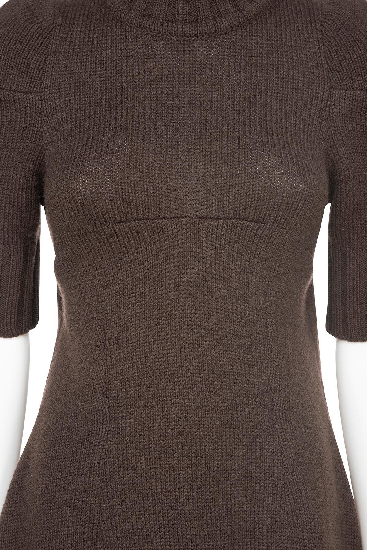 MAISON MARTIN MARGIELA principios de los 90  icónico y raro mini vestido de punto de cuello alto en venta 4