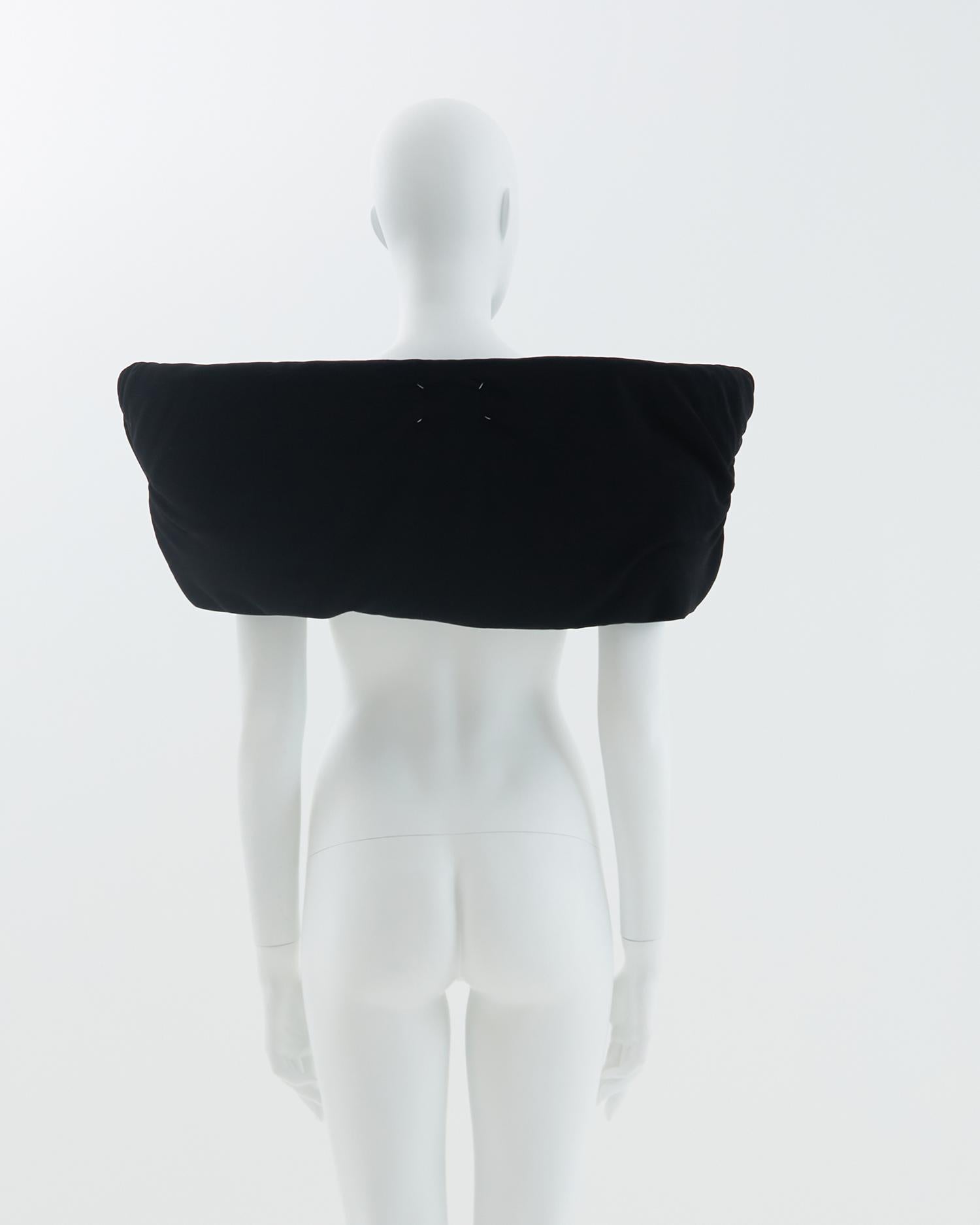 Maison Martin Margiela F/W 2008 Black padded structural collar  In Good Condition In Milano, IT