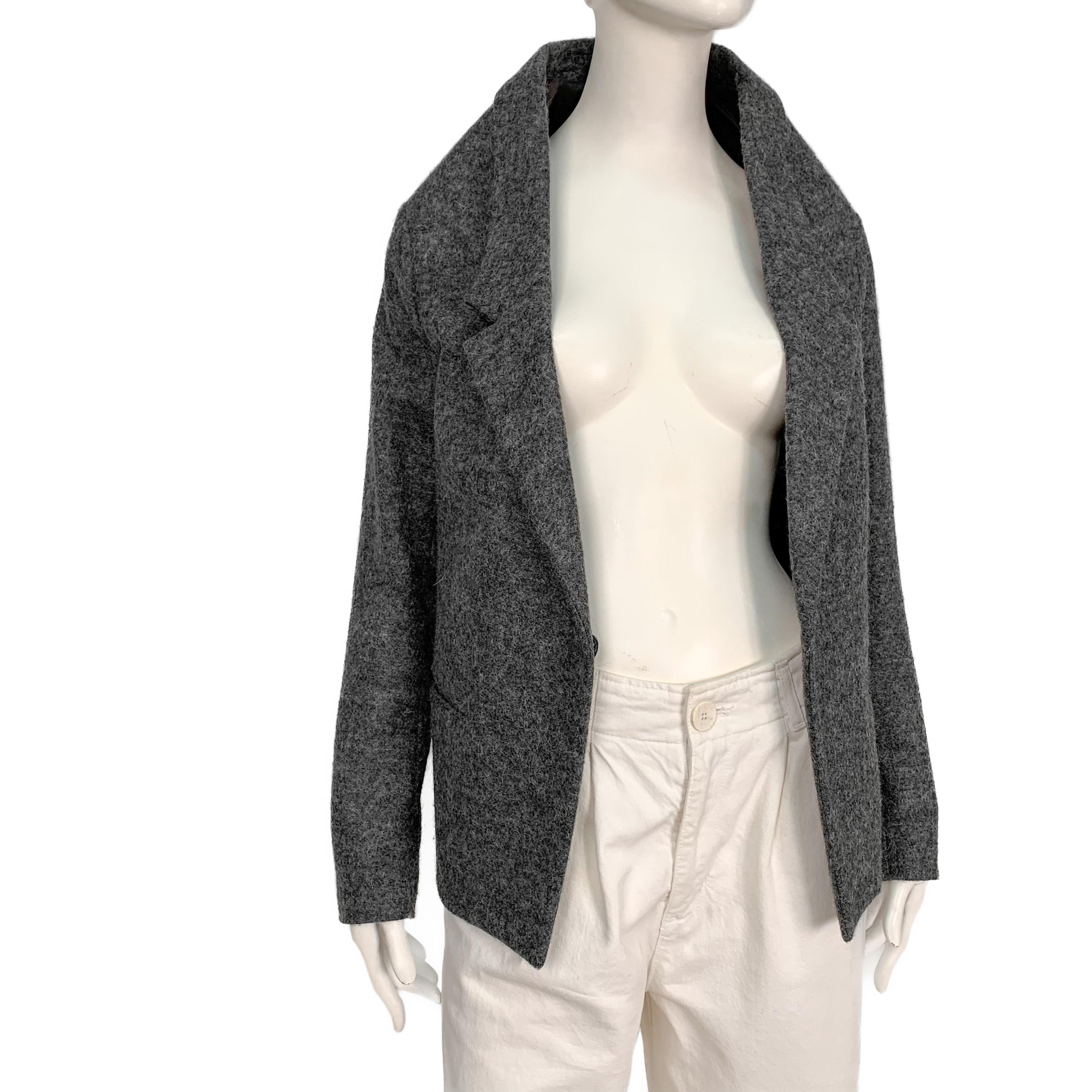 AW 2010 mr. Margiela's last RTW collection grey wool deconstructed blazer For Sale 1