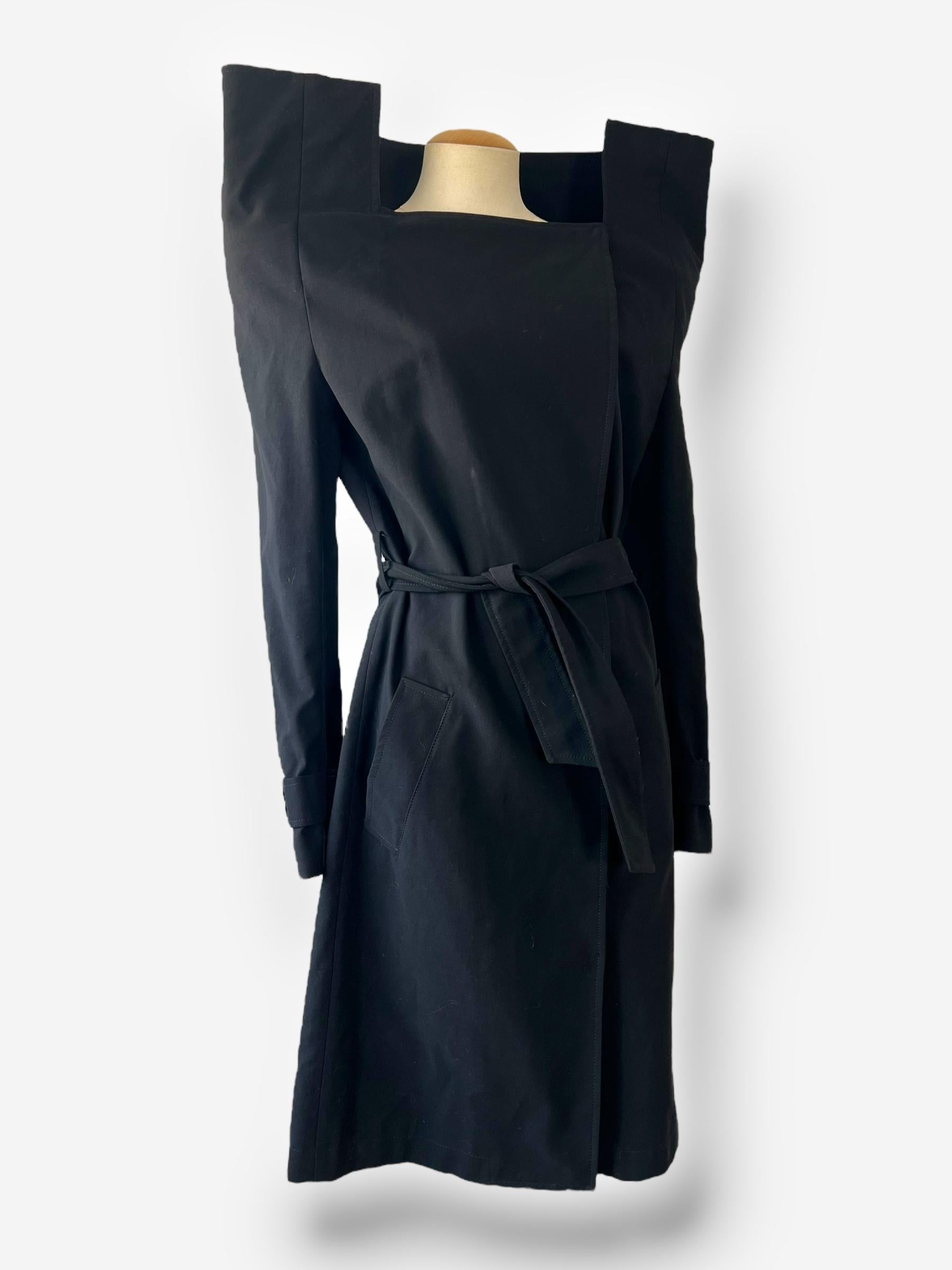 Maison Martin Margiela - Imperméable cône, automne/hiver 2008 3