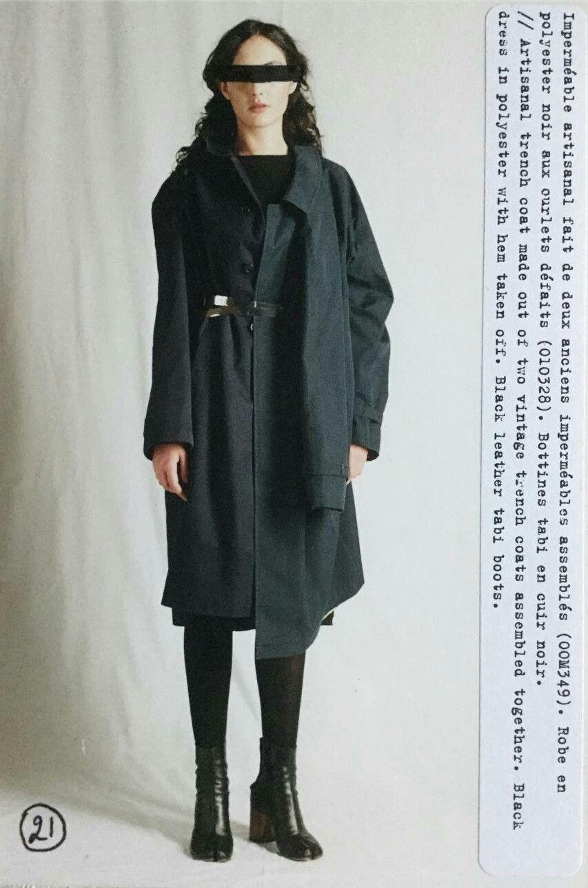 MAISON MARTIN MARGIELA FW 02 Iconic and Rare Upcycled Four-Armed Trench For Sale 5
