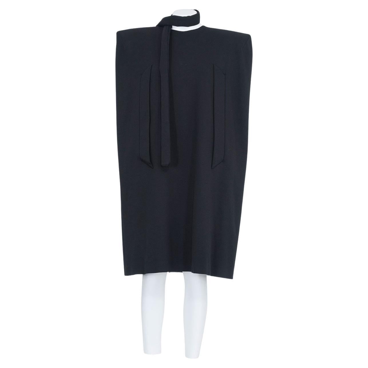 MAISON MARTIN MARGIELA FW 07 Seltenes Cape-Kleid mit übergroßen strukturierten Schultern