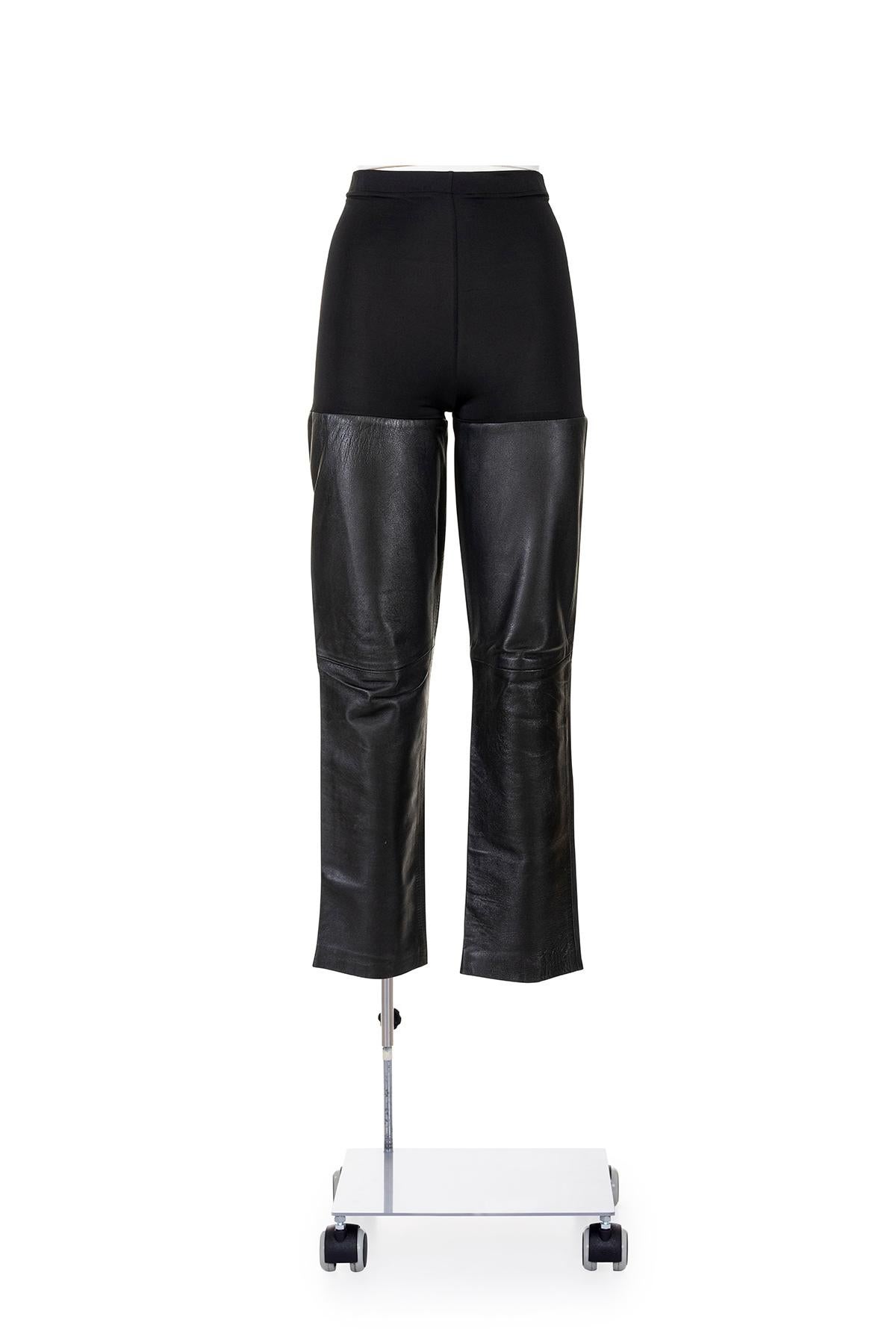 MAISON MARTIN MARGIELA FW 96 Iconic and rare leather ensemble In condizioni ottime in vendita a Milano, MILANO