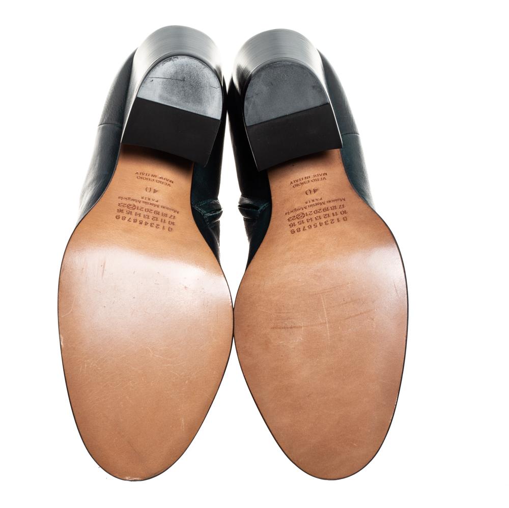 Maison Martin Margiela Green Leather Ankle Boots Size 40 In Good Condition In Dubai, Al Qouz 2