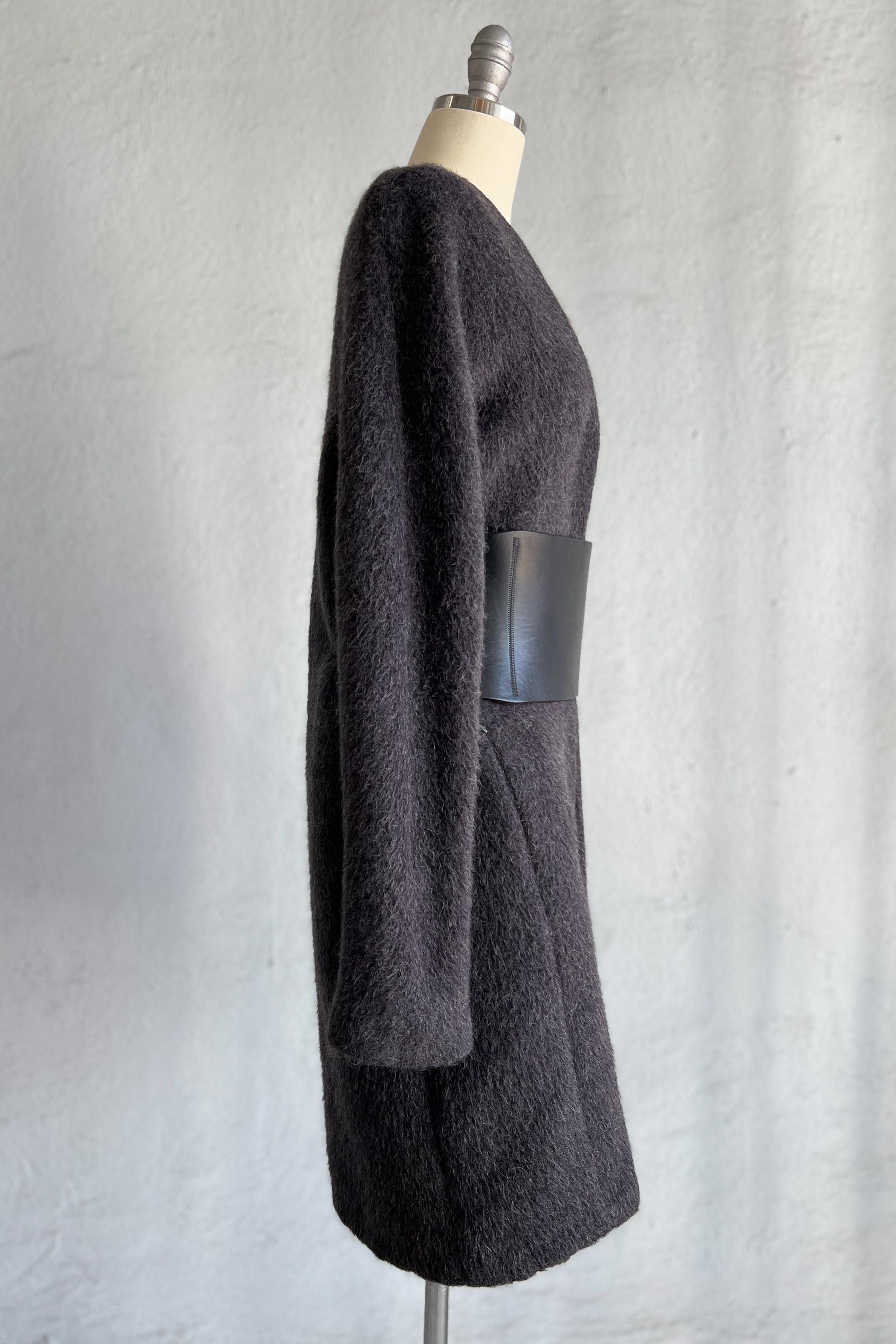 Maison Martin Margiela Grey Mohair Coat W/ Vertical Zippers & Leather Belt 2000 For Sale 2