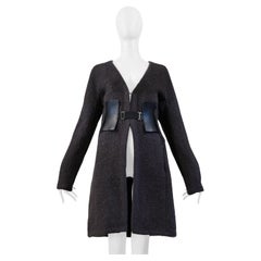 Maison Martin Margiela Manteau en mohair gris avec fermetures à glissière verticales et ceinture en cuir 2000