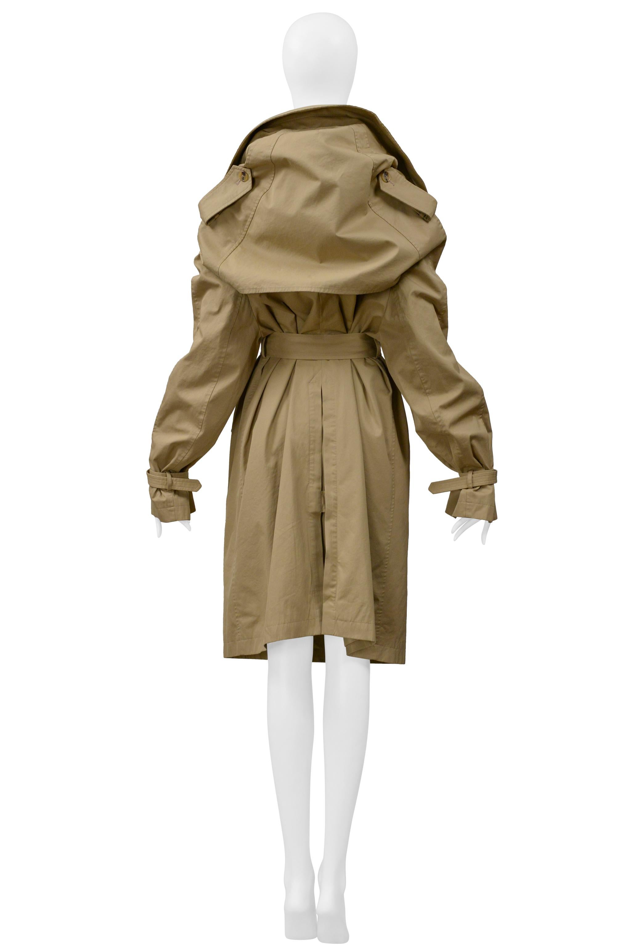 Maison Martin Margiela Iconic Khaki Overhead Trench Coat 2005 For Sale 4
