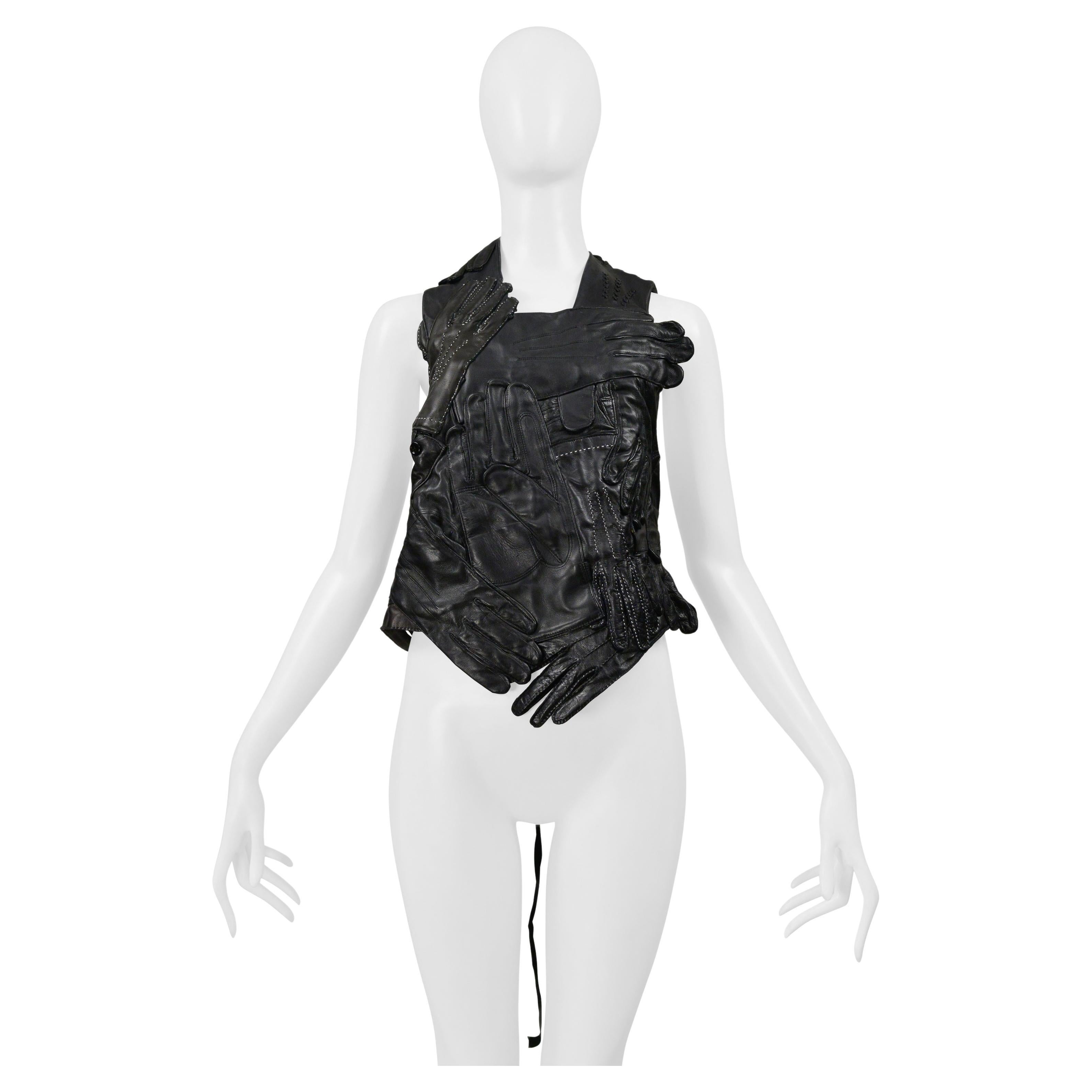 Maison Martin Margiela Importante Guanto Artigianale in Pelle Nera 2001 in vendita