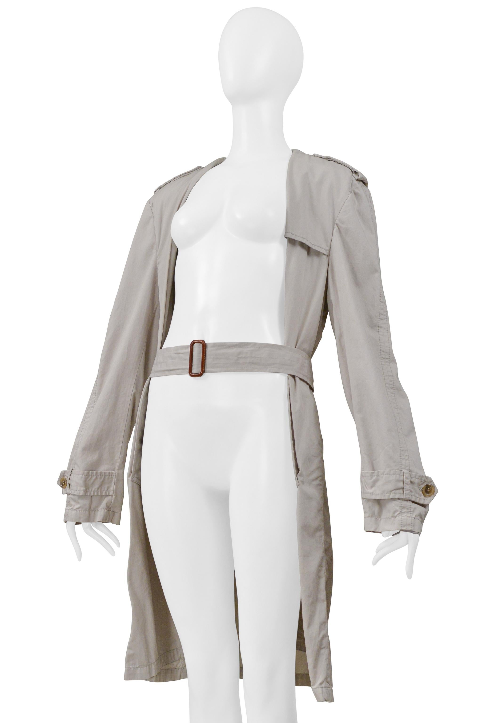 Gris Maison Martin Margiela Manteau trench déconstruit et plié en kaki 2001 en vente