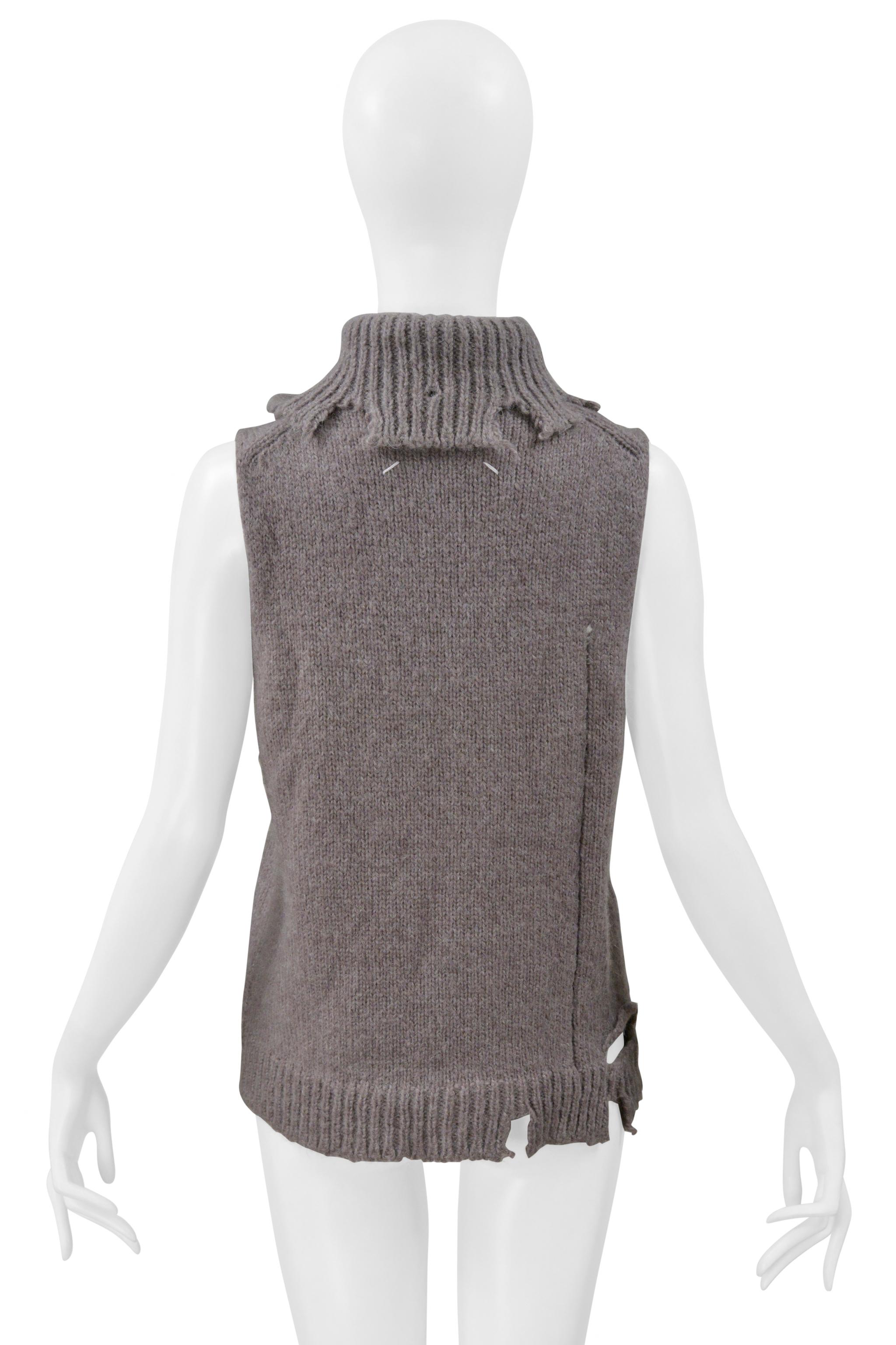 Maison Martin Margiela Mauve Pull déconstruit à col montant 2001 en vente 5