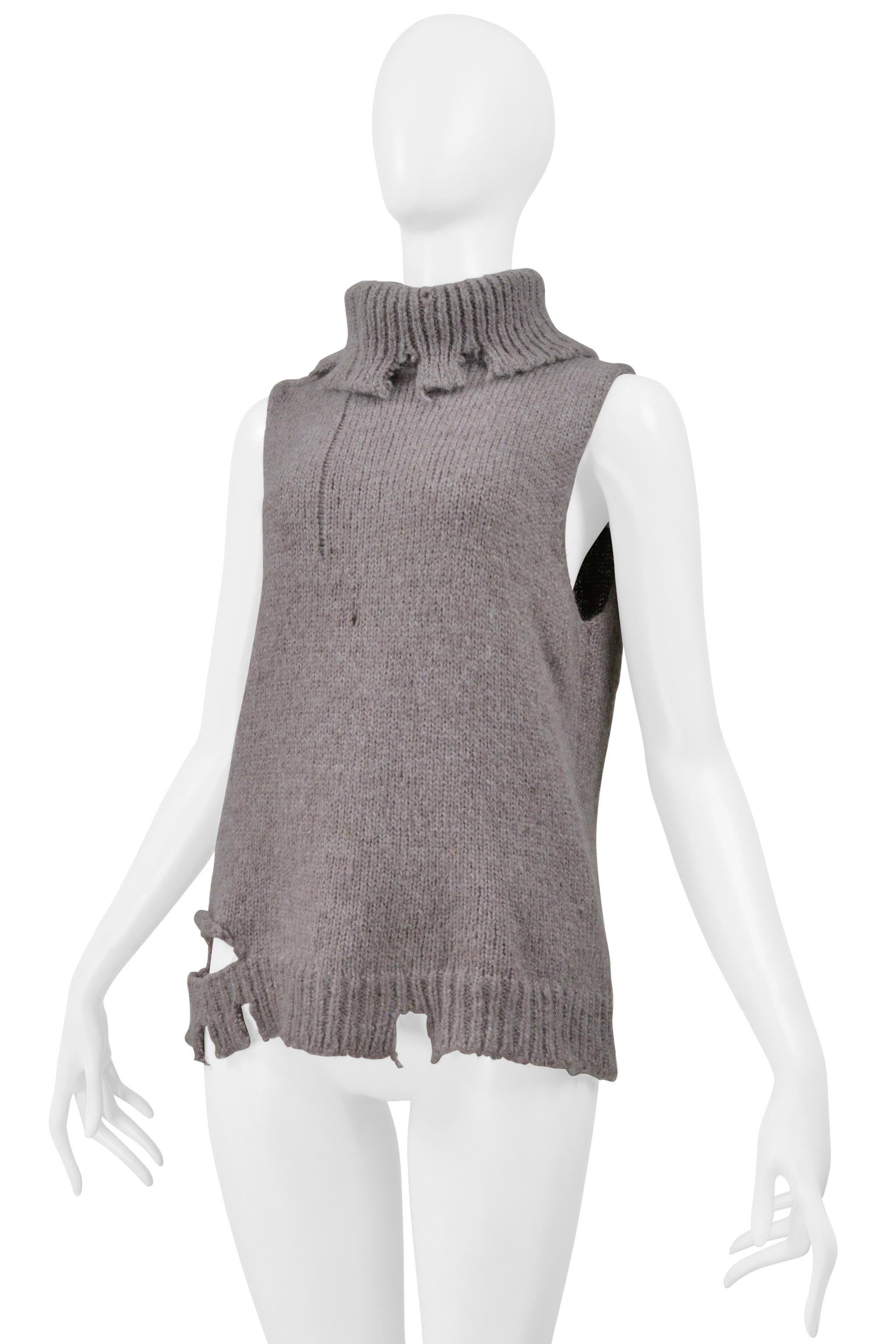 Gris Maison Martin Margiela Mauve Pull déconstruit à col montant 2001 en vente