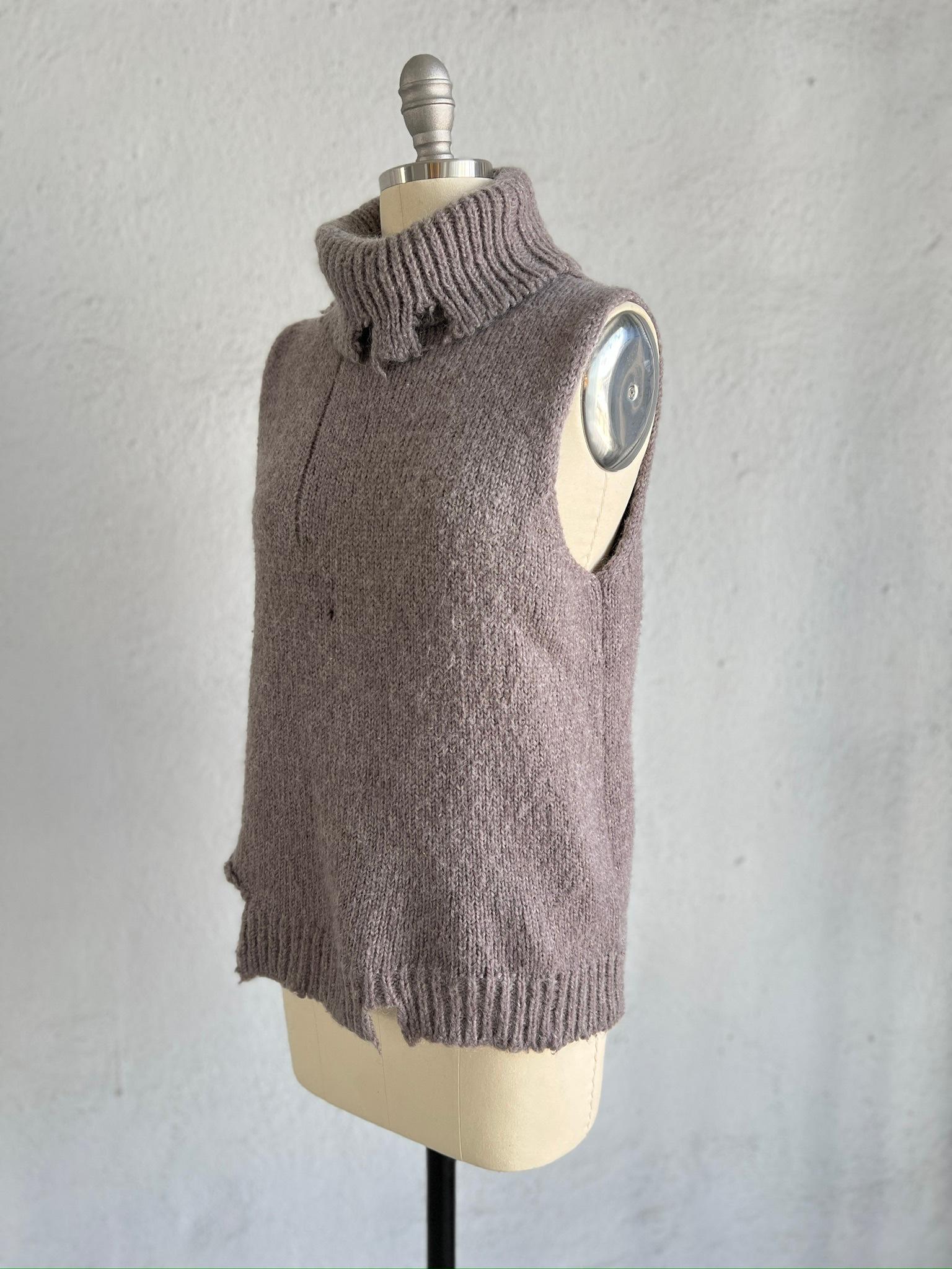 Maison Martin Margiela Mauve Pull déconstruit à col montant 2001 Pour femmes en vente