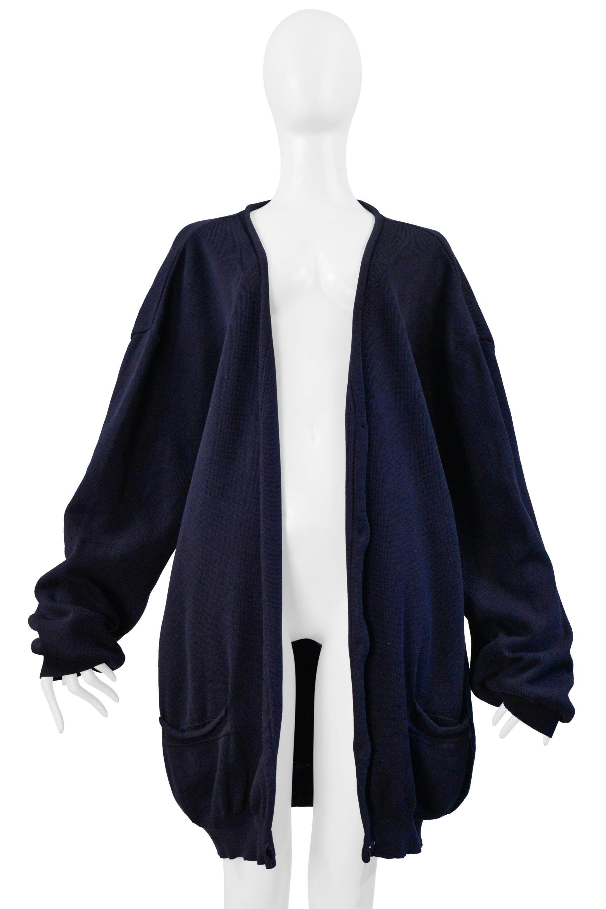 Maison Martin Margiela Marineblauer übergroßer Cardigan Pullover Ss 2000 im Angebot 1