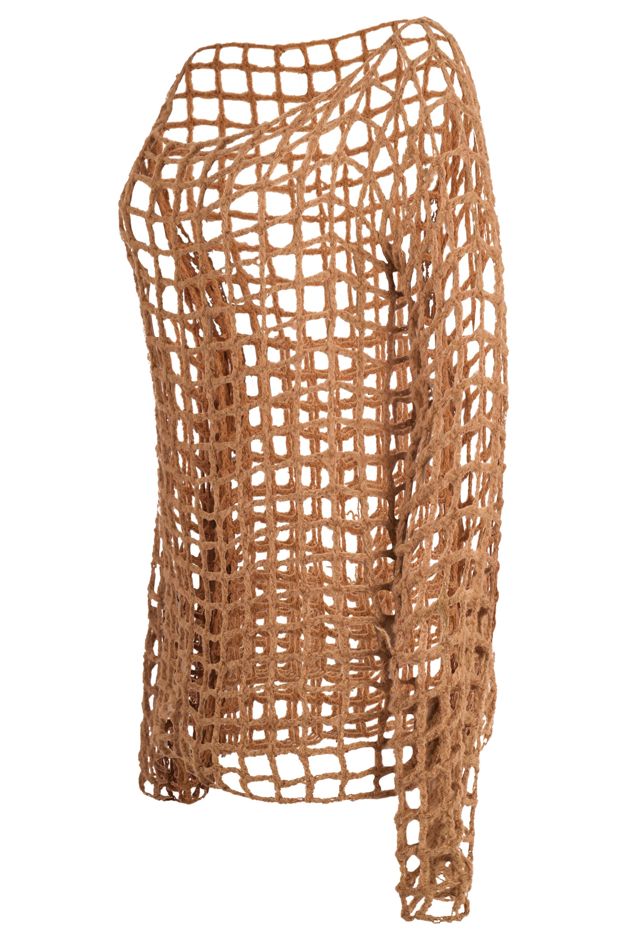 Maison Martin Margiela knit jumper. sculptural lens. Features a natural jute-like yarn, the piece features an oversized open-weave grid construction. Boxy silhouette, wide neckline, and elongated sleeves , completely exposed beneath the netted