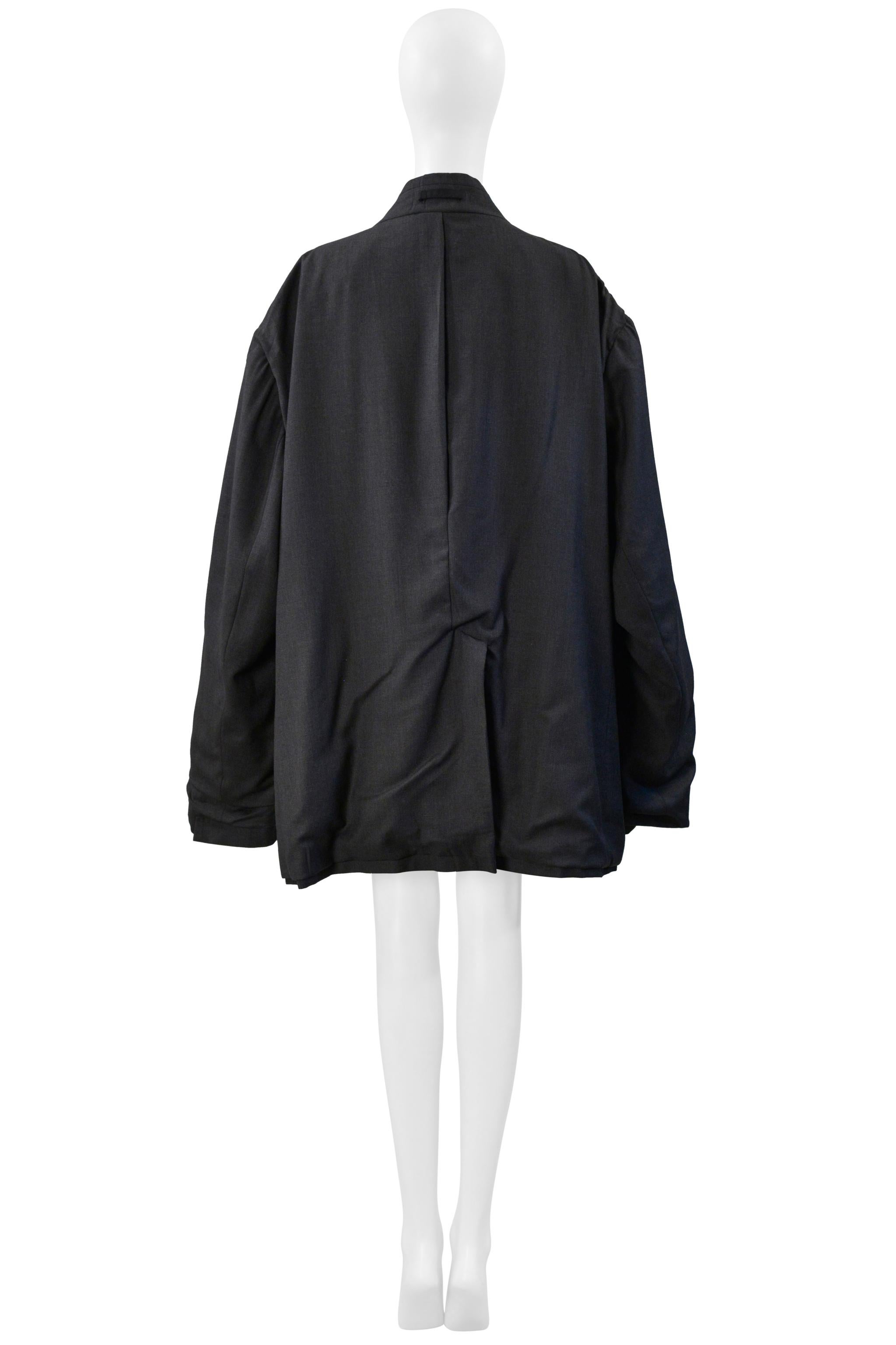 Maison Martin Margiela Veste de tailleur gris bleu surdimensionnée Aw 2000 en vente 11