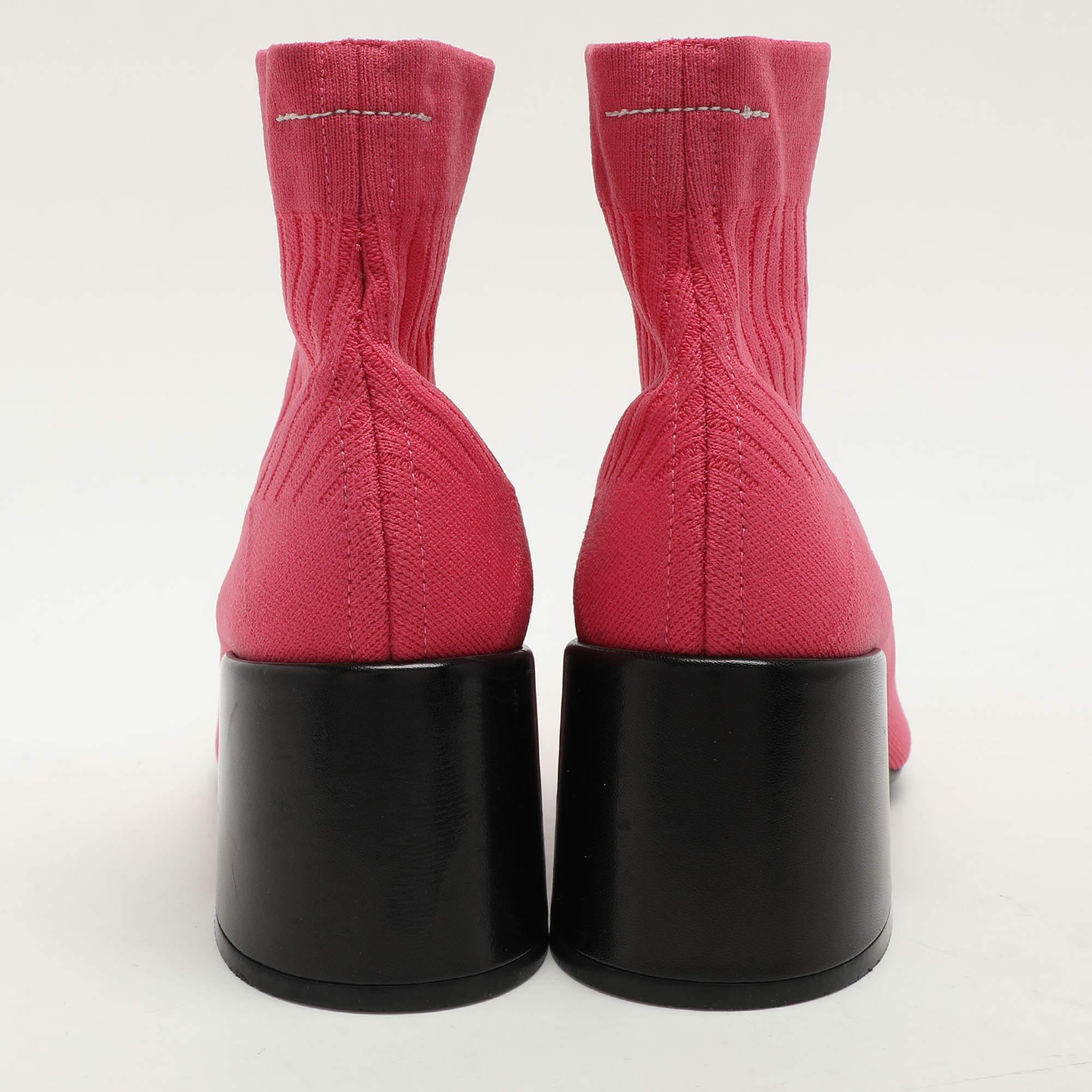 Maison Martin Margiela Pink Knit Fabric Ankle Length Boots Size 39 For Sale 1