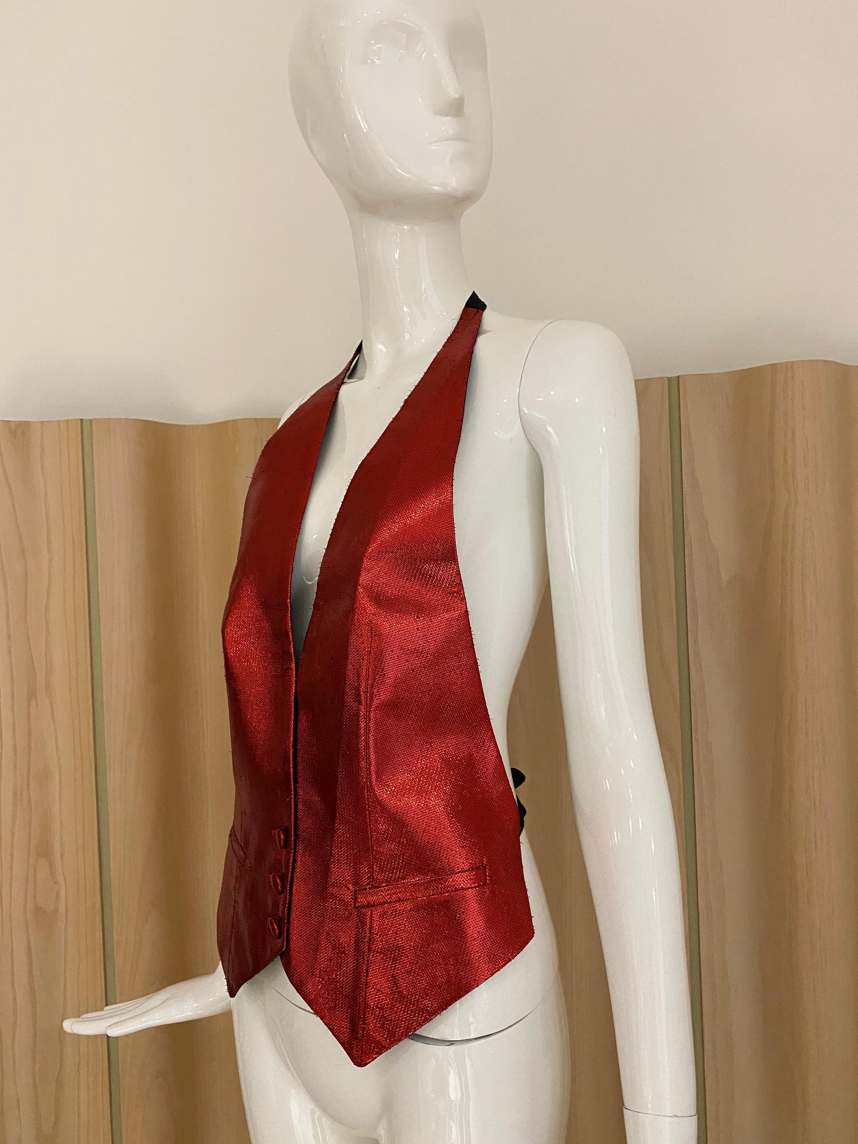 Margiela Red Silk Vest (bare back) with silk ties with hang tags
Size: 42/ Fit US 2/4/6