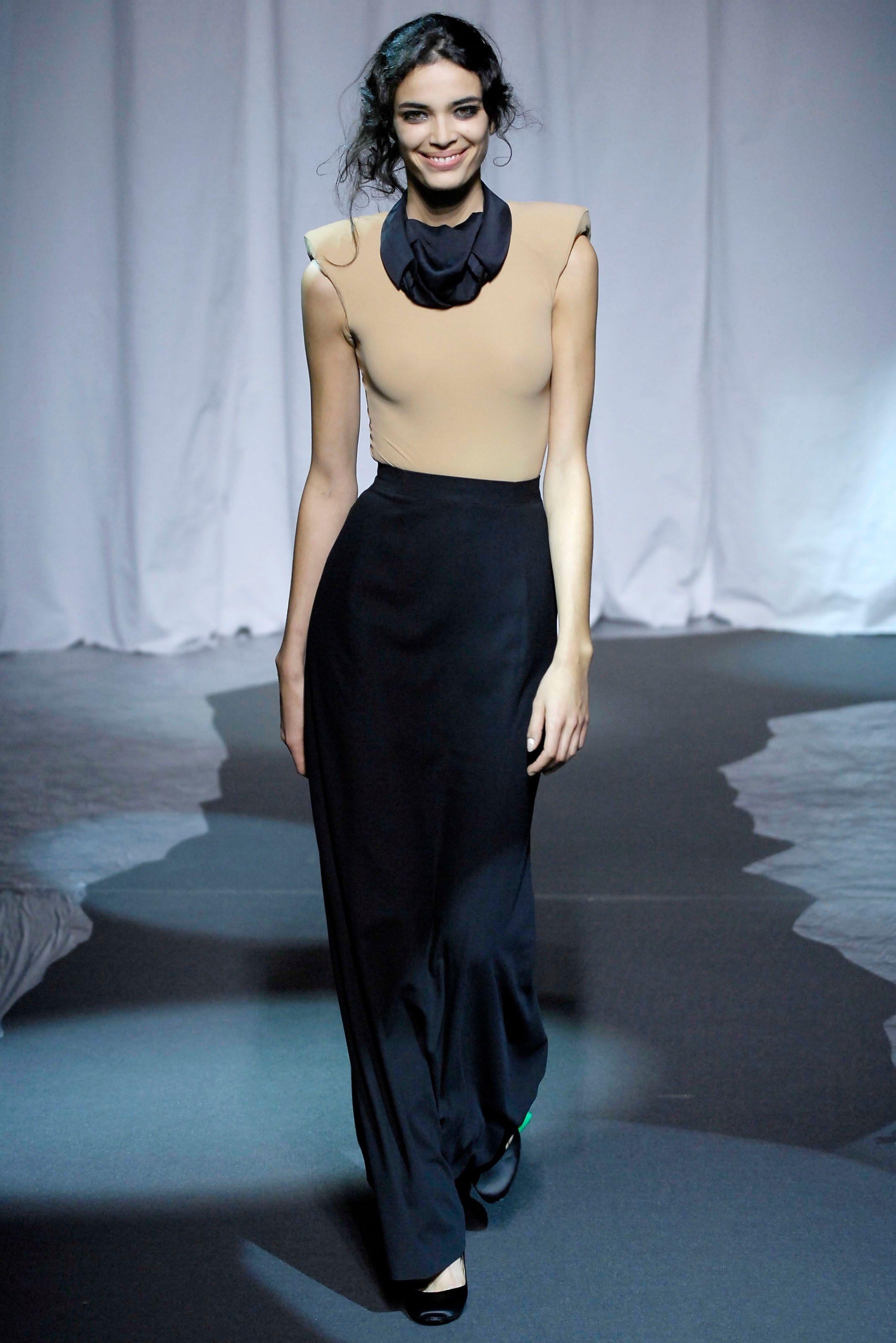 Maison Martin Margiela S/S 2007 Runway Padded Shoulder Nude Bodysuit For Sale 5