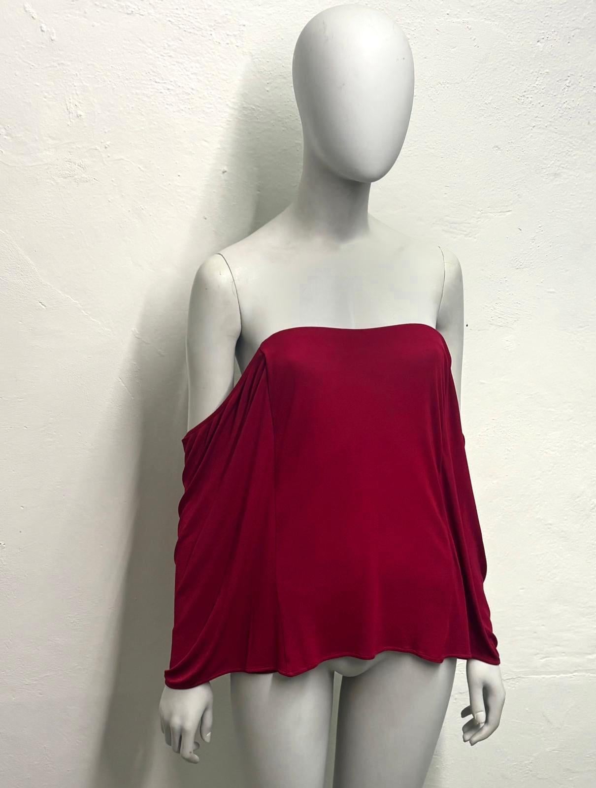 - Maison Martin Margiela S/S 2009
- Sold by Gold Palms Vintage
- Cherry off-the shoulders tube top
- Sewn-in sleeves
- 95% Viscose 5% Elastane
- Size: IT 42

Measurements (flat)

Pit to pit: 42 cm/ 16,5 inch
Total length: 42 cm/ 16,5 inch