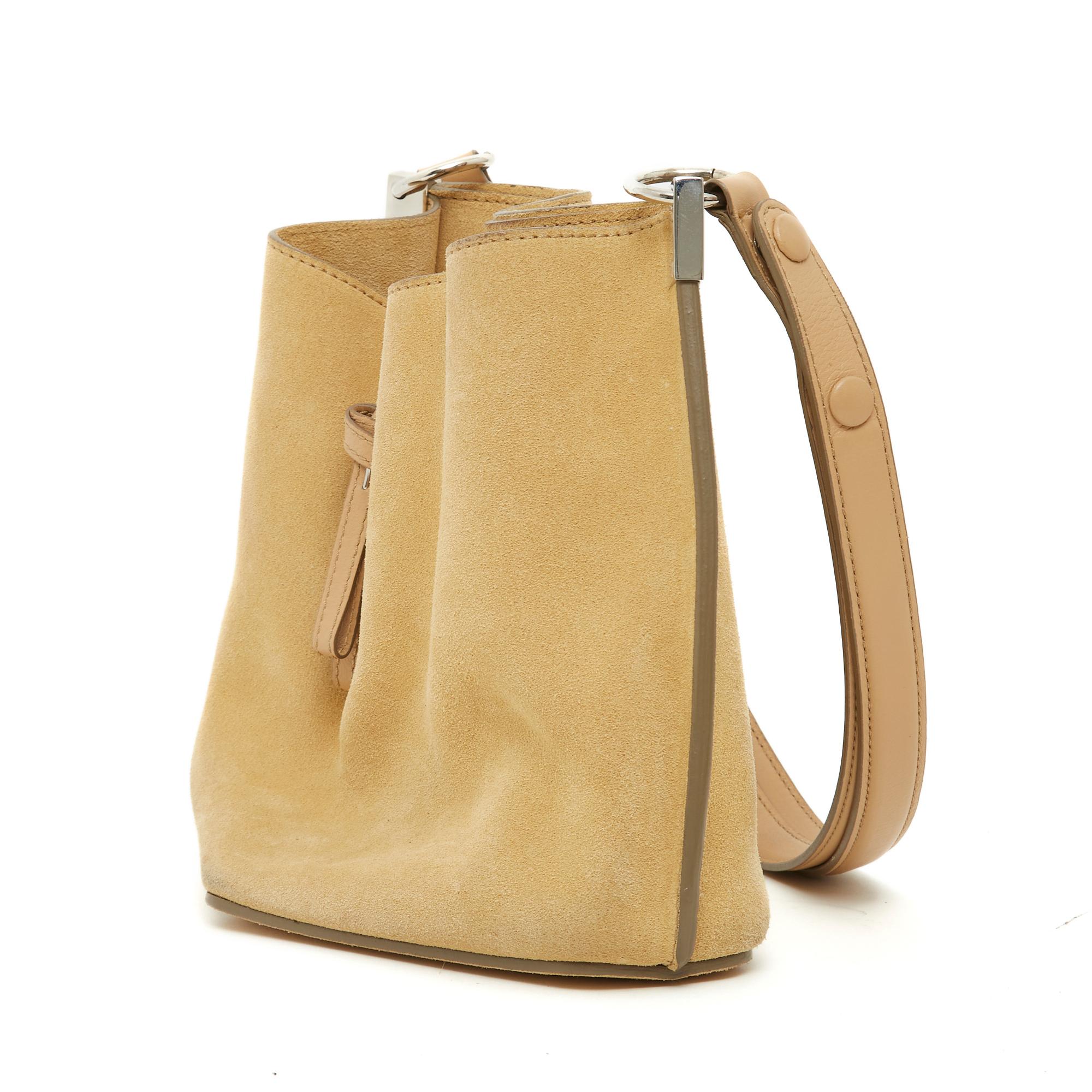 Maison Martin Margiela Sac Daim Pentagon Base Beige Suede Bucket Bag by Margiela Unisexe en vente