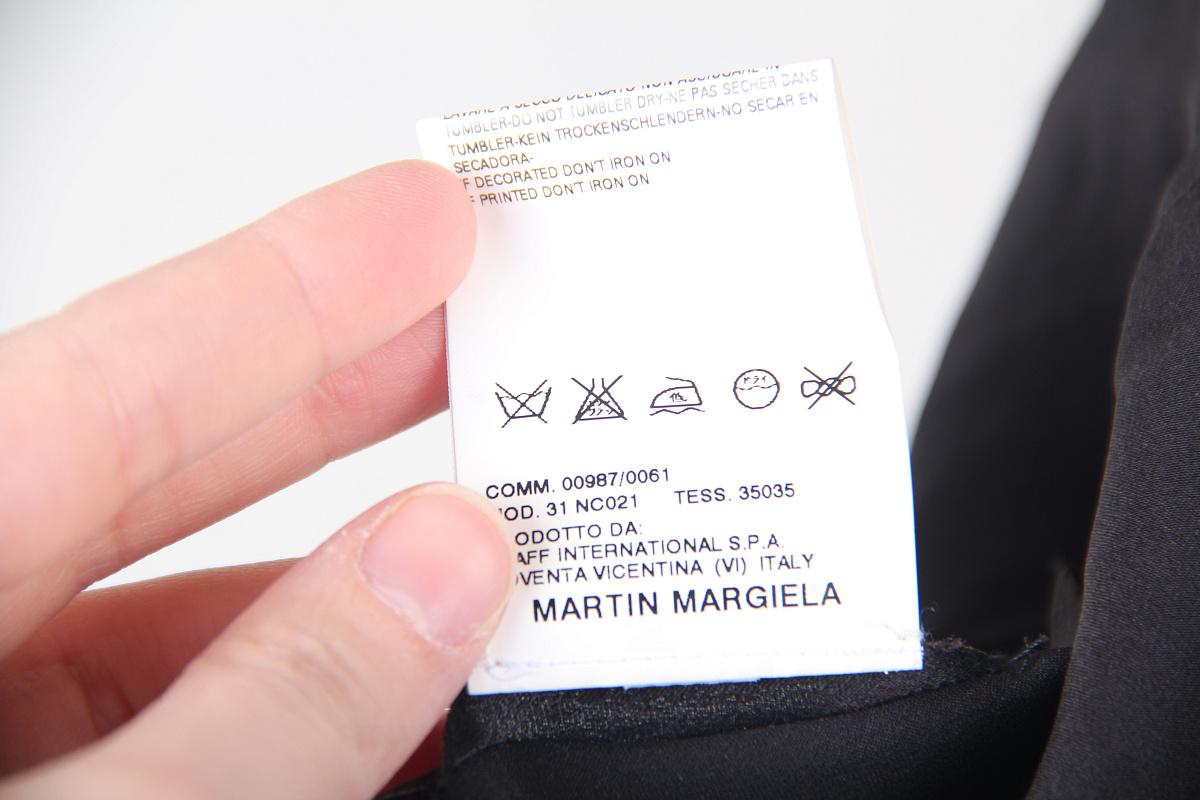 Maison Martin Margiela Seidenkappe F/S 2006 (Schwarz) im Angebot