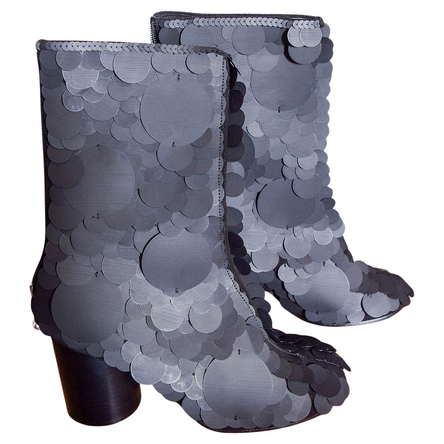 Maison Martin Margiela Argento e Taupe stivaletti a calzino nuovi di zecca con scatola originale in vendita