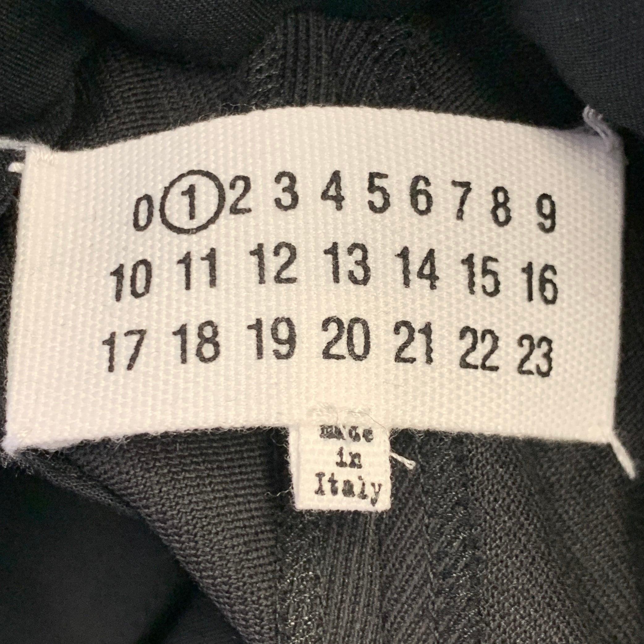 Maison Martin Margiela Taglia 28 Pantaloni da Abito in Twill di Lana Nero con Fiamme Frontali Piatte in vendita 1
