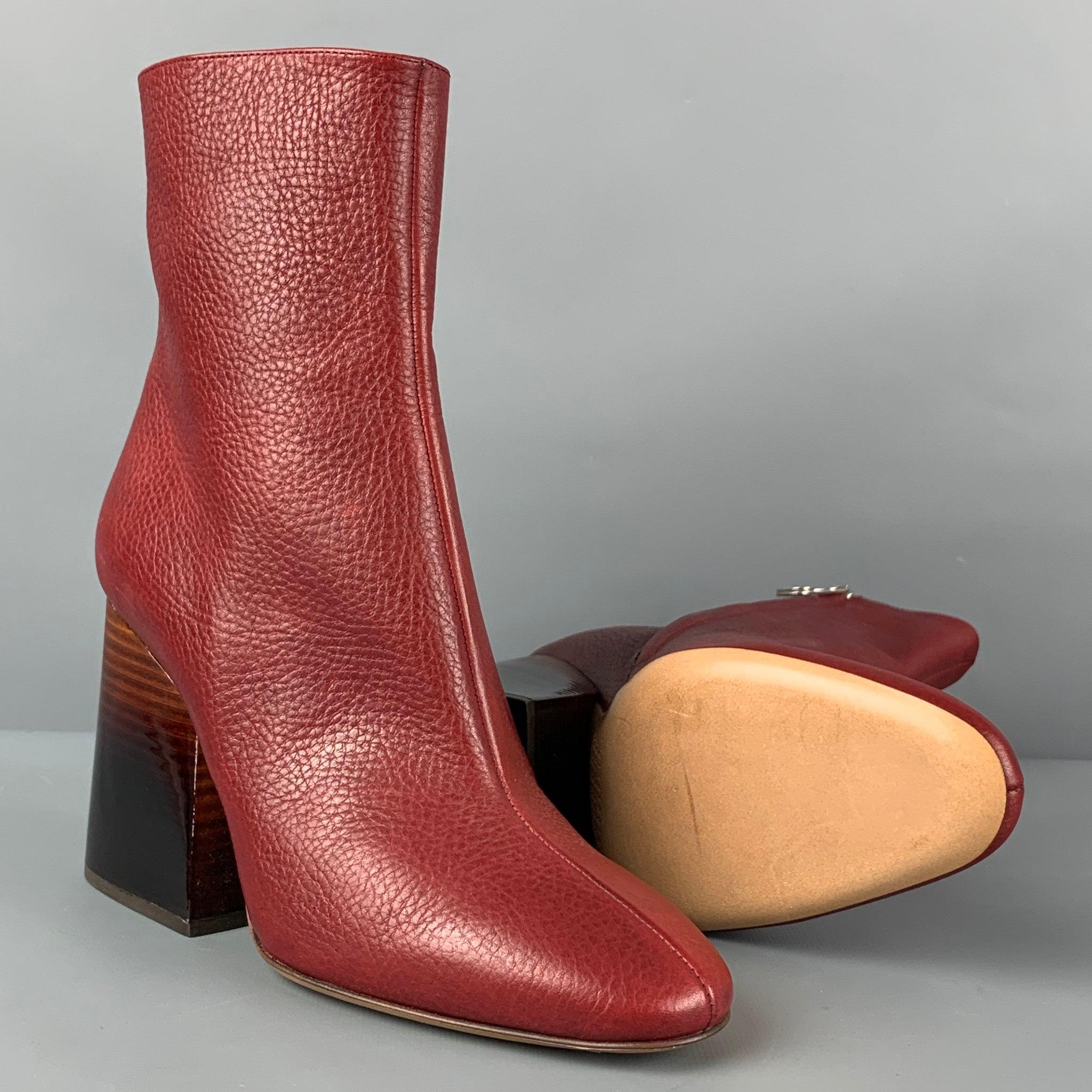 MAISON MARTIN MARGIELA Size 6 Red Leather Pebble Grain Chunky heel Boots In Excellent Condition For Sale In San Francisco, CA
