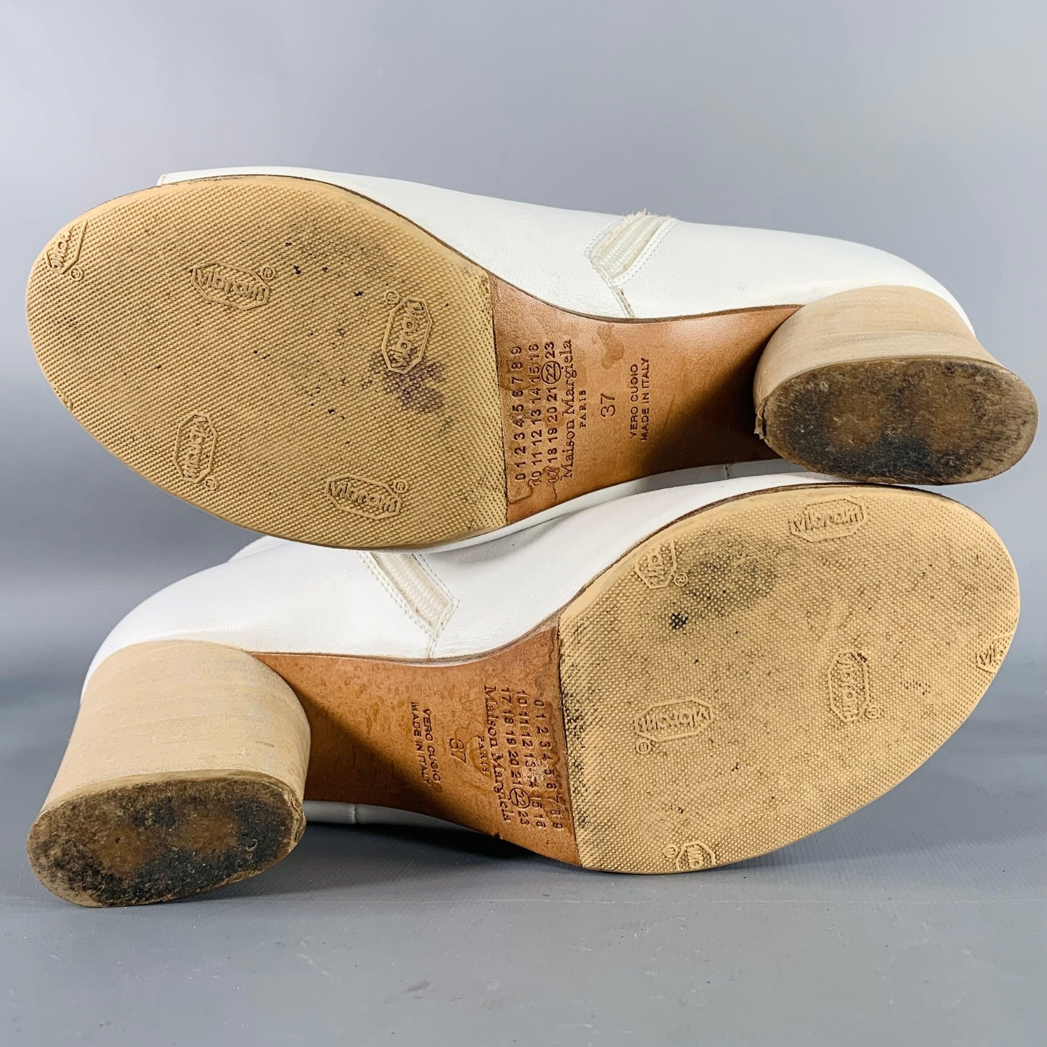MAISON MARTIN MARGIELA Size 7 White Leather Peep Toe Boots For Sale 1