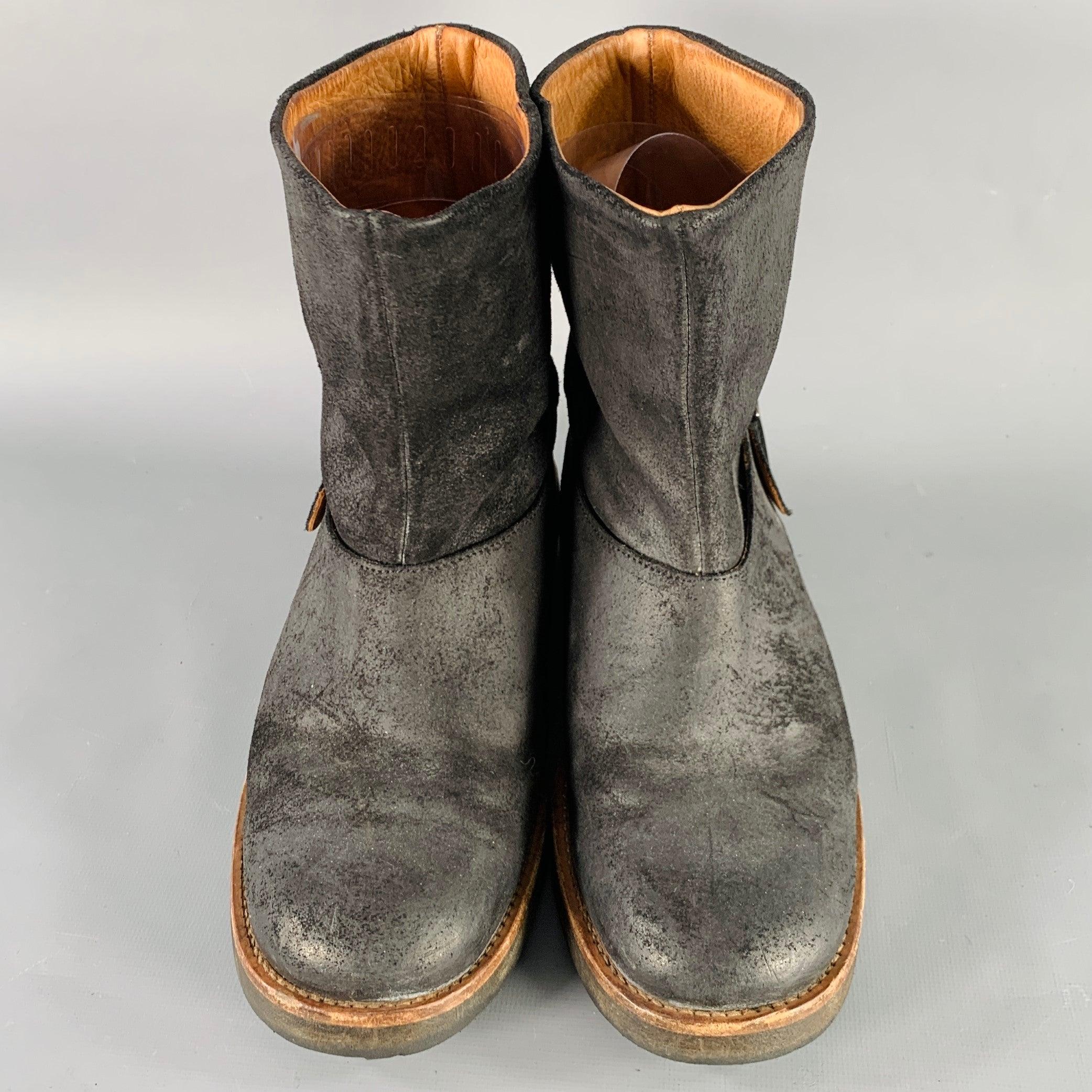Women's MAISON MARTIN MARGIELA Size 8 Black Distressed Roughout Leather Buckle Ankle Boots For Sale