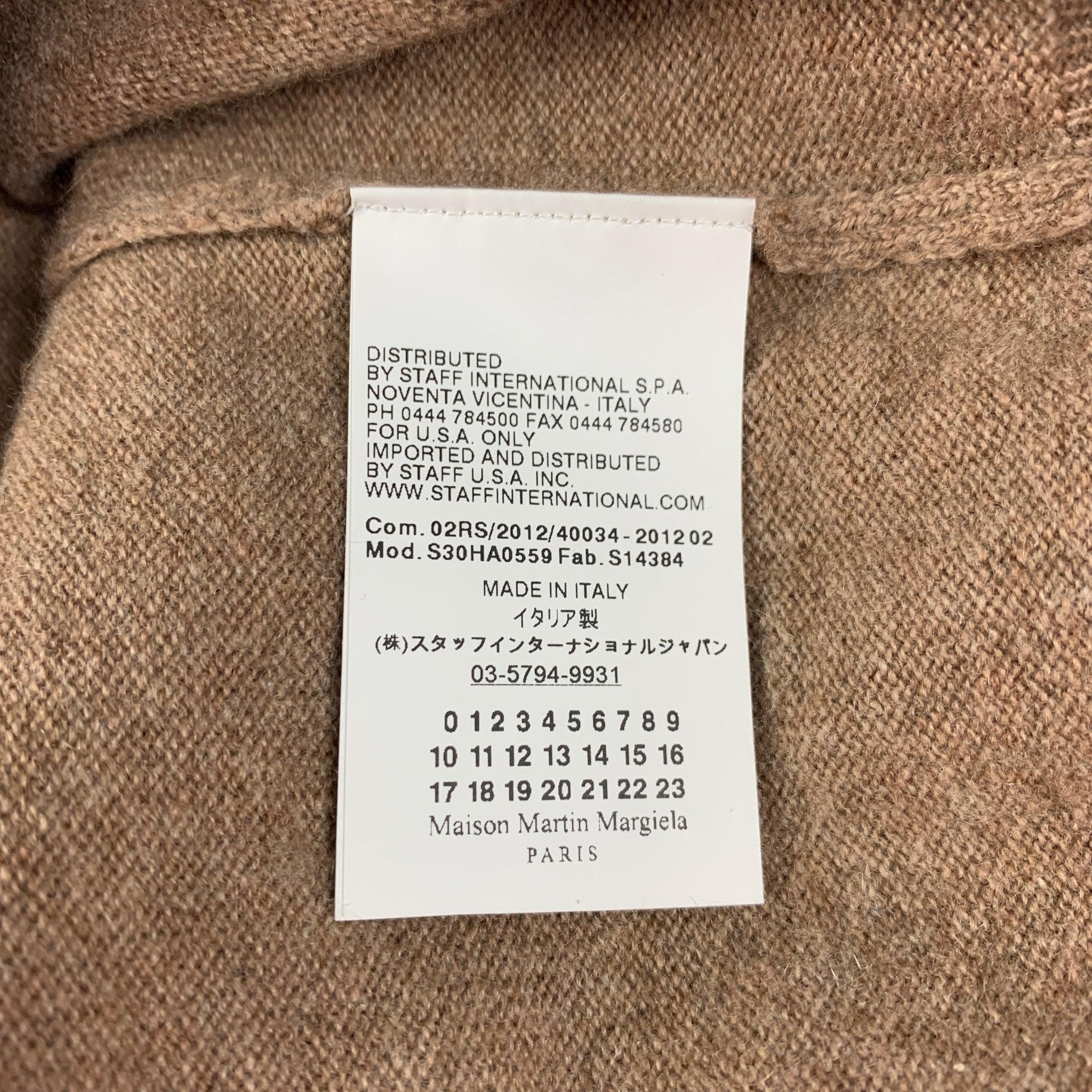 Men's MAISON MARTIN MARGIELA Size M Tan Cashmere V-Neck Pullover For Sale