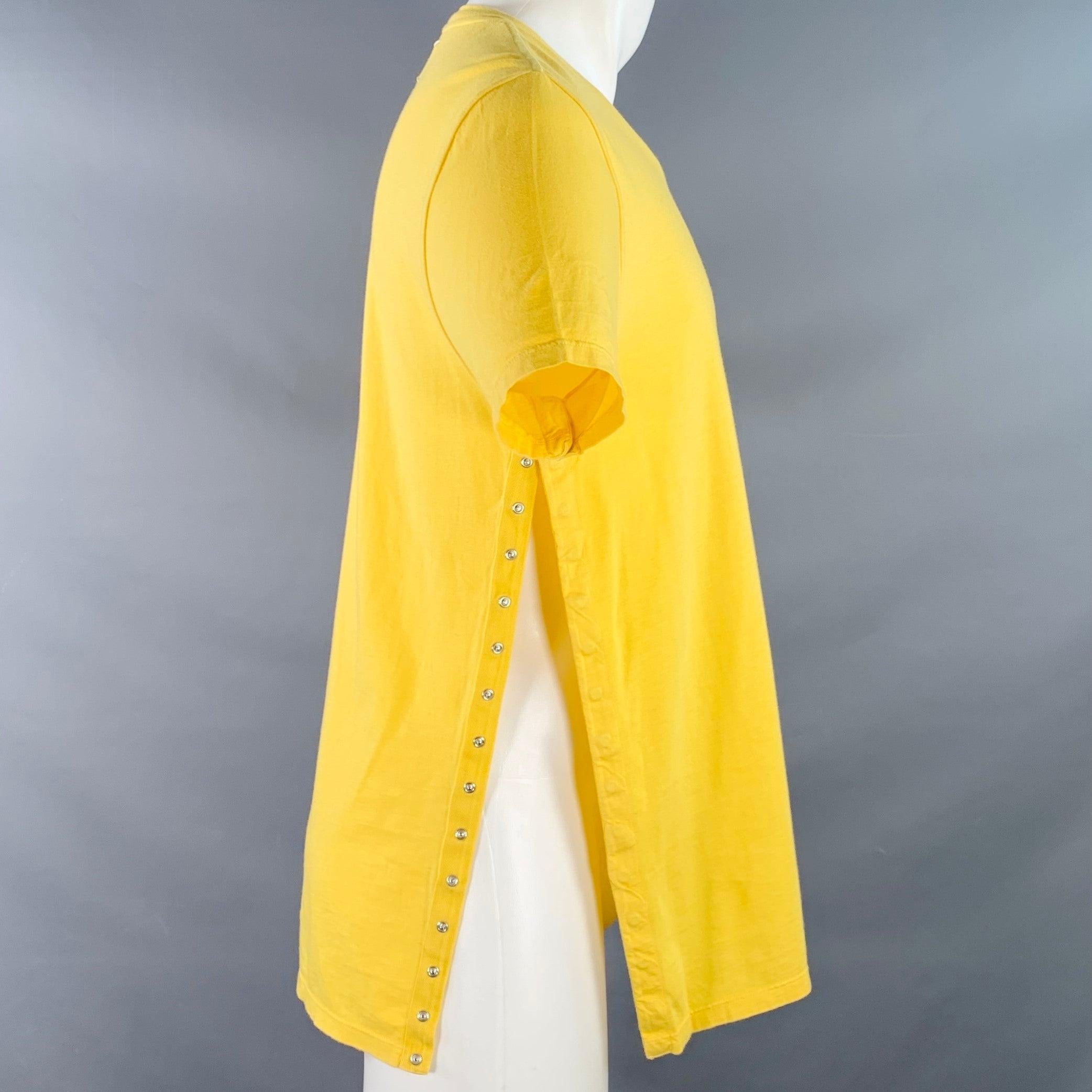 MAISON MARTIN MARGIELA Size M Yellow Cotton Side Snaps Crew Neck T-shirt Bon état - En vente à San Francisco, CA