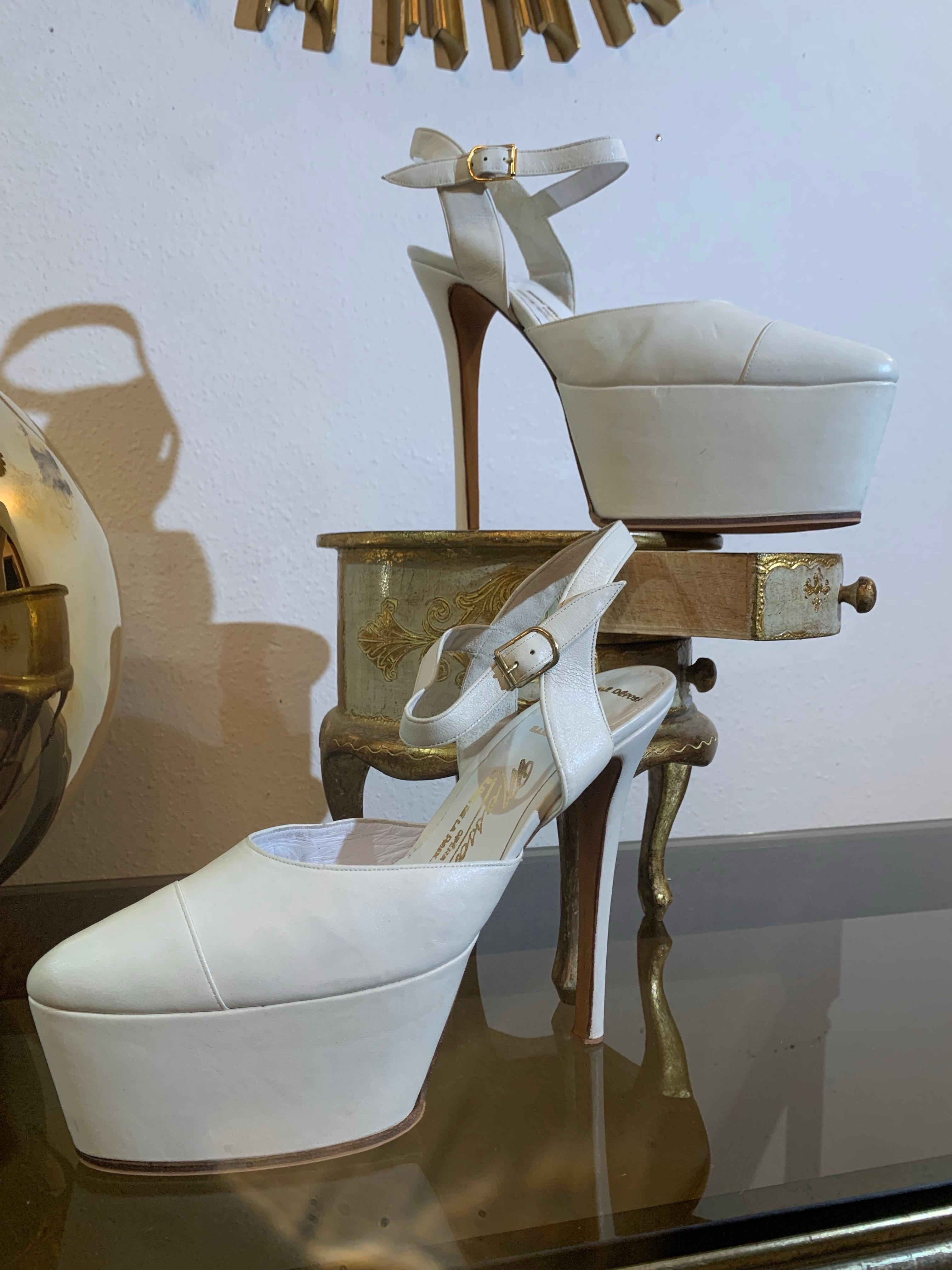 Maison Massaro - Paris Custom-Made Pure White Leather Platform Shoes For Sale 2