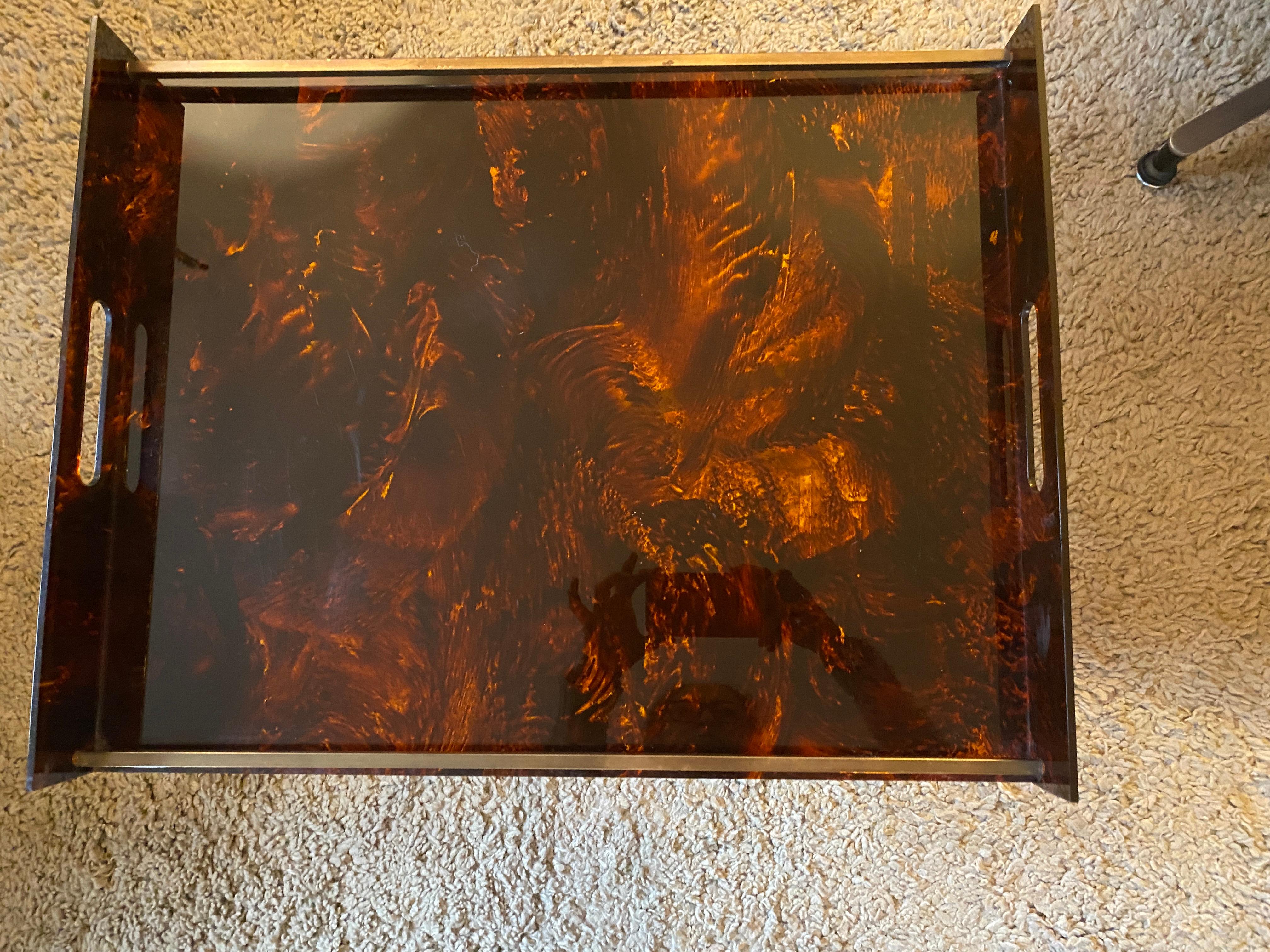 Maison Mercier Paris folding table in tortoise shell lucite and brass, 1970 Very good condition 55 x 44 x 6 cm
