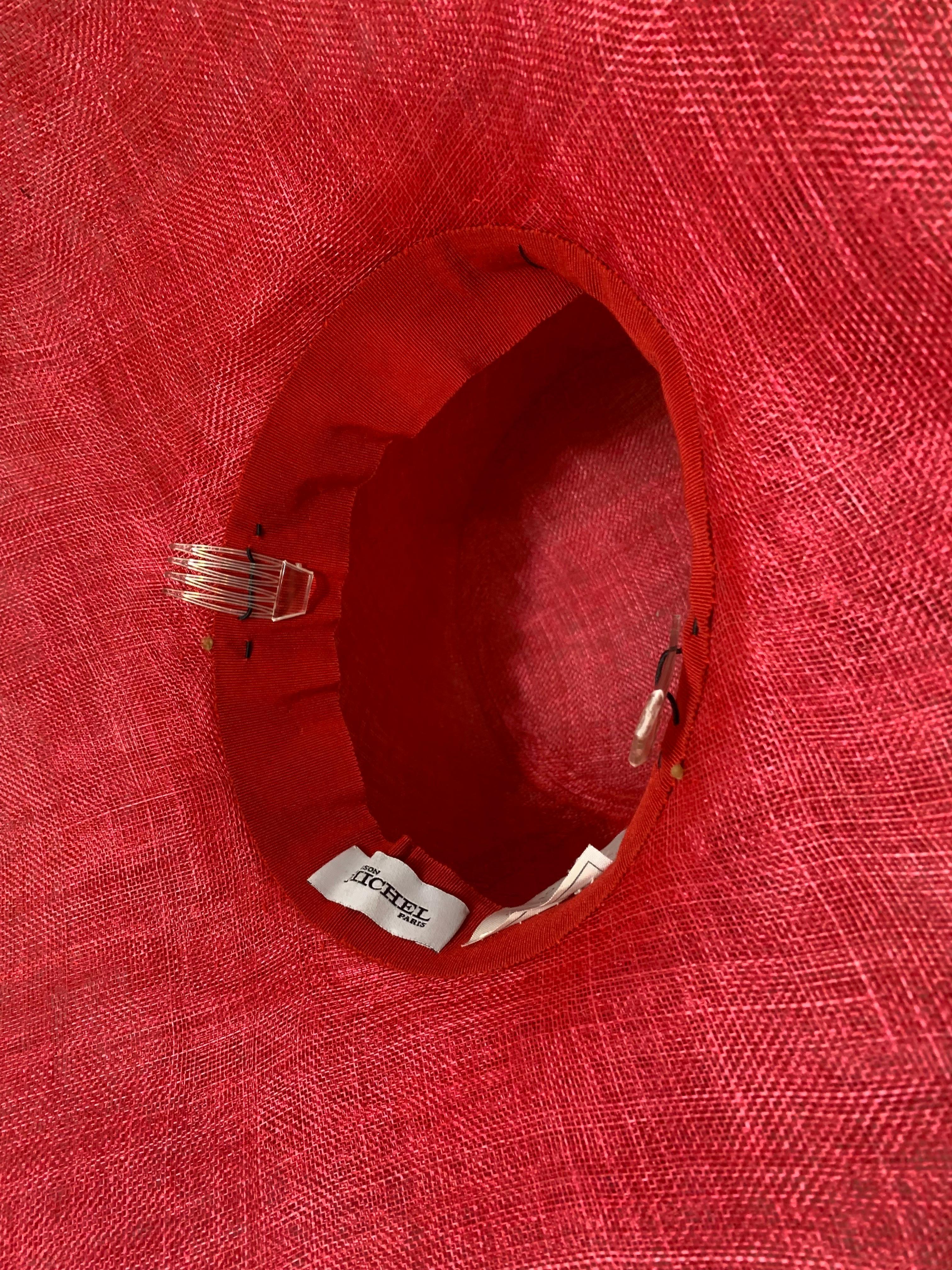 Maison Michel Kardinal rot schiere Stroh breite Krempe hohe Krone Hut w Satin Schleifen im Angebot 9