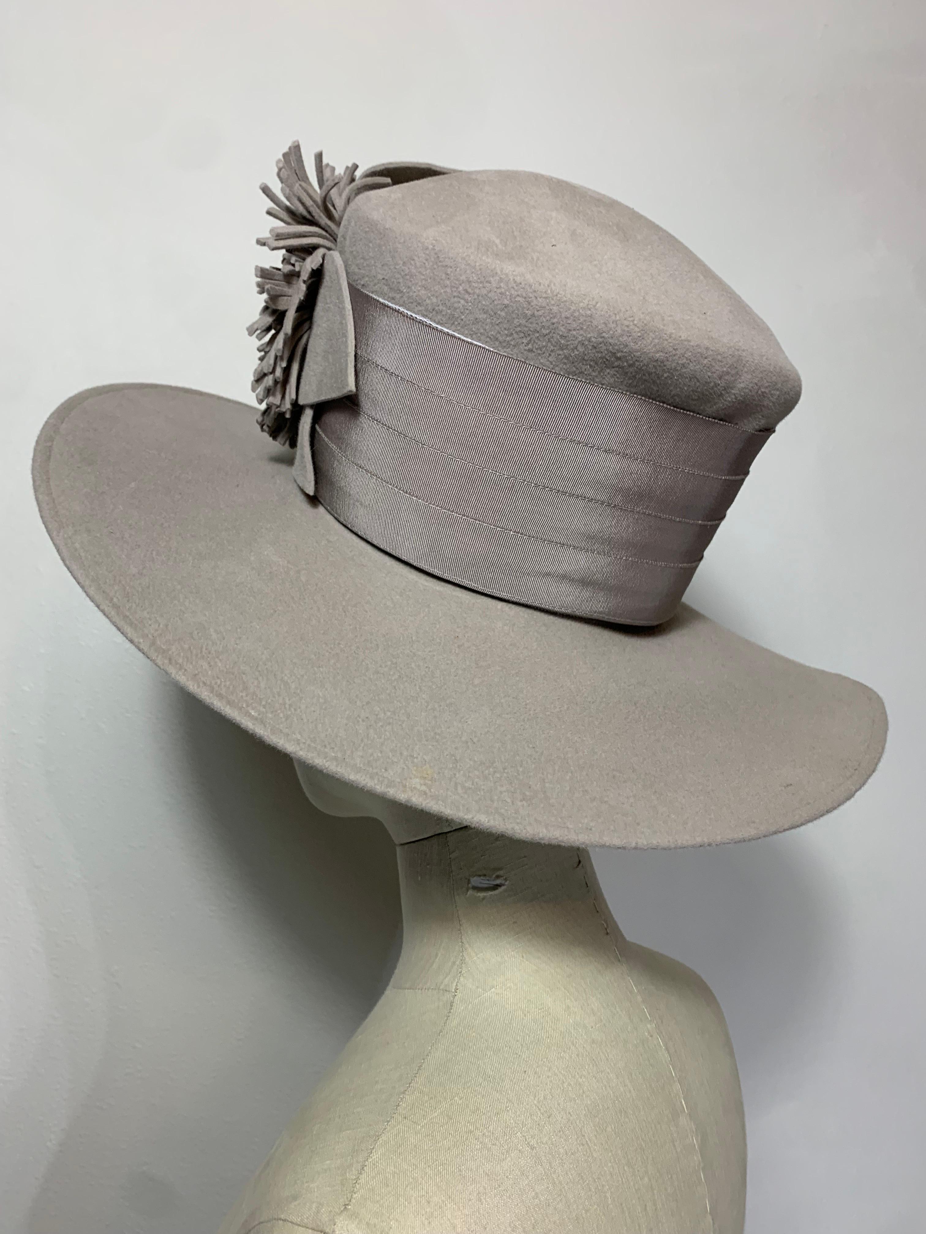 Maison Michel Dove Grey Felt High Top Hat w Matching Flower and Grosgrain Band For Sale 2