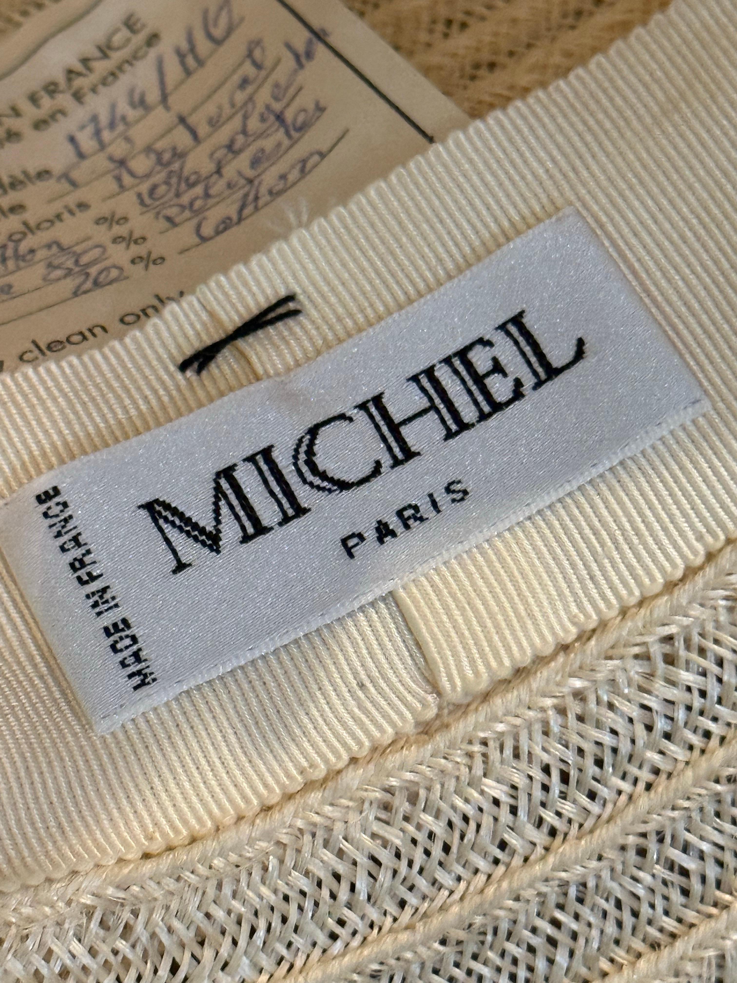 Maison Michel Elfenbeinfarbener Hut mit breiter Krempe, gefalteter Krempe und großen Blumen auf der Vorderseite im Angebot 10