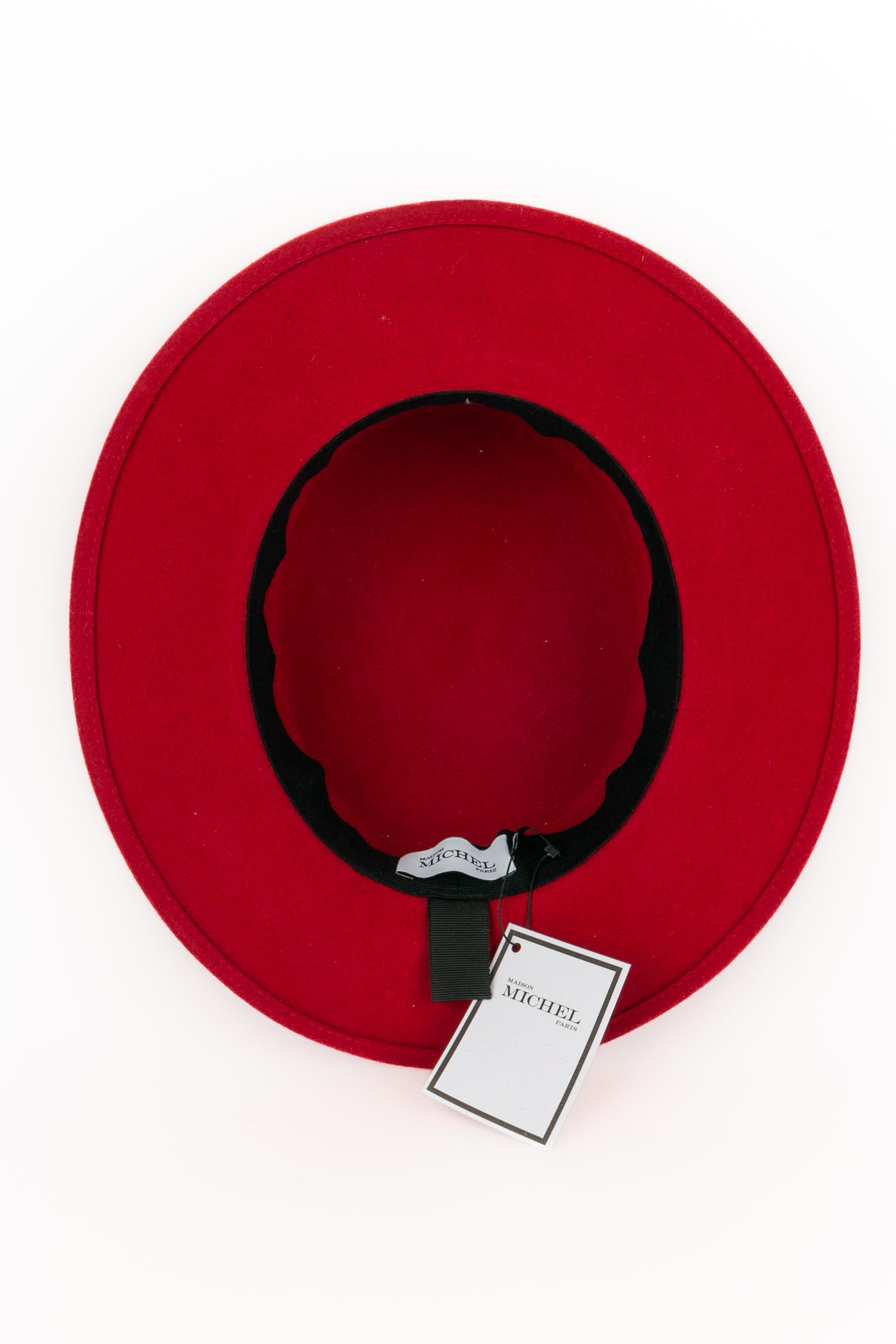 Donna Cappello rosso Maison Michel in vendita