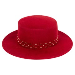 Chapeau rouge de la Maison Michel