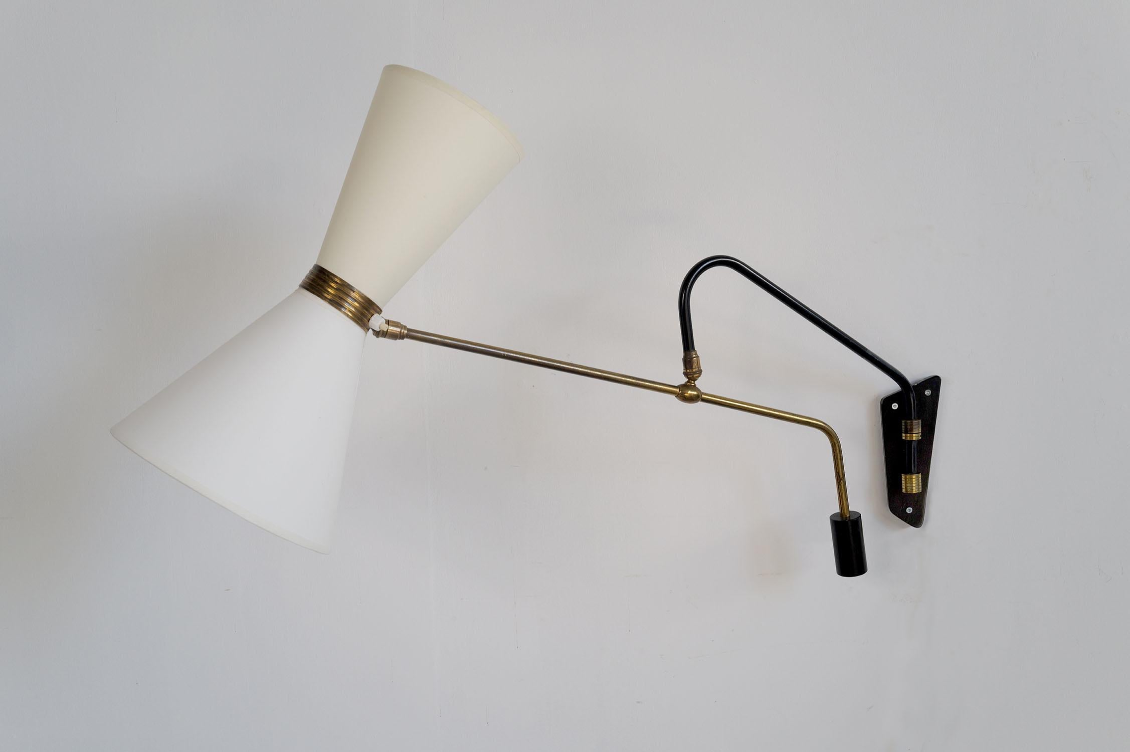 Metà XX secolo Maison Monix, Lampada da parete Diabolo con pendolo, Francia 1960 in vendita