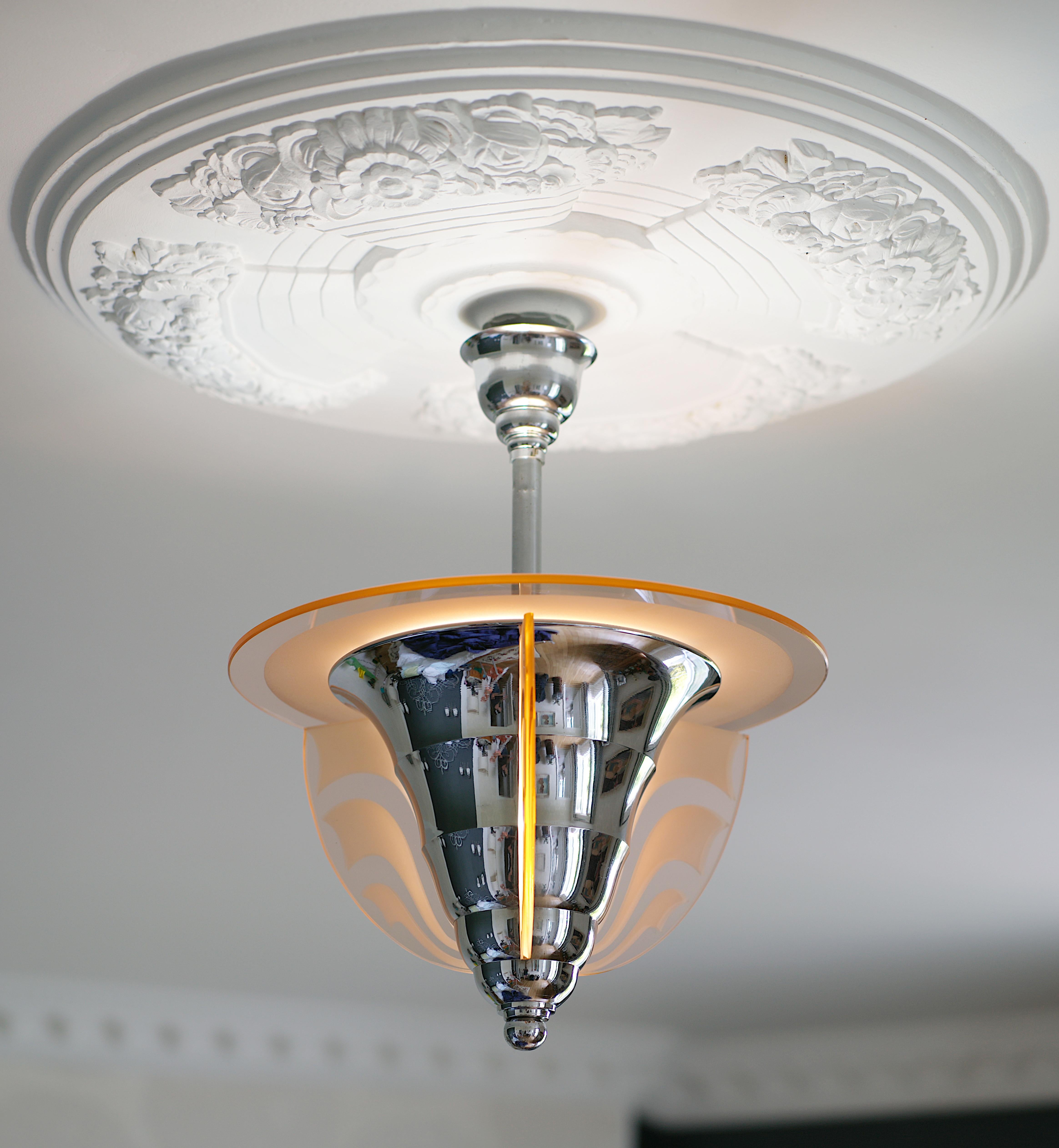 Lustre Art Déco moderniste français Maison Petitot, 1920 en vente 2