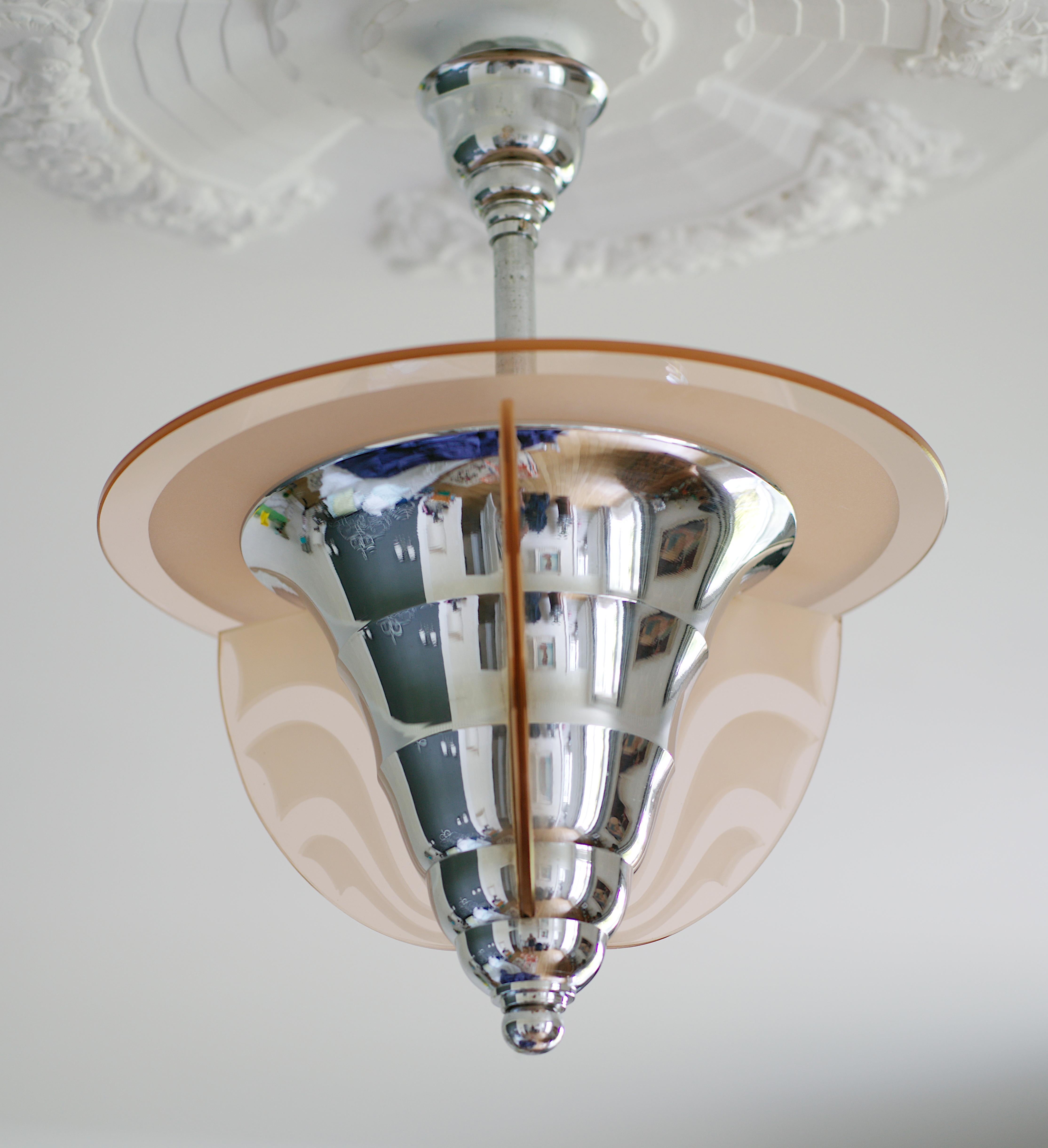 Français Lustre Art Déco moderniste français Maison Petitot, 1920 en vente