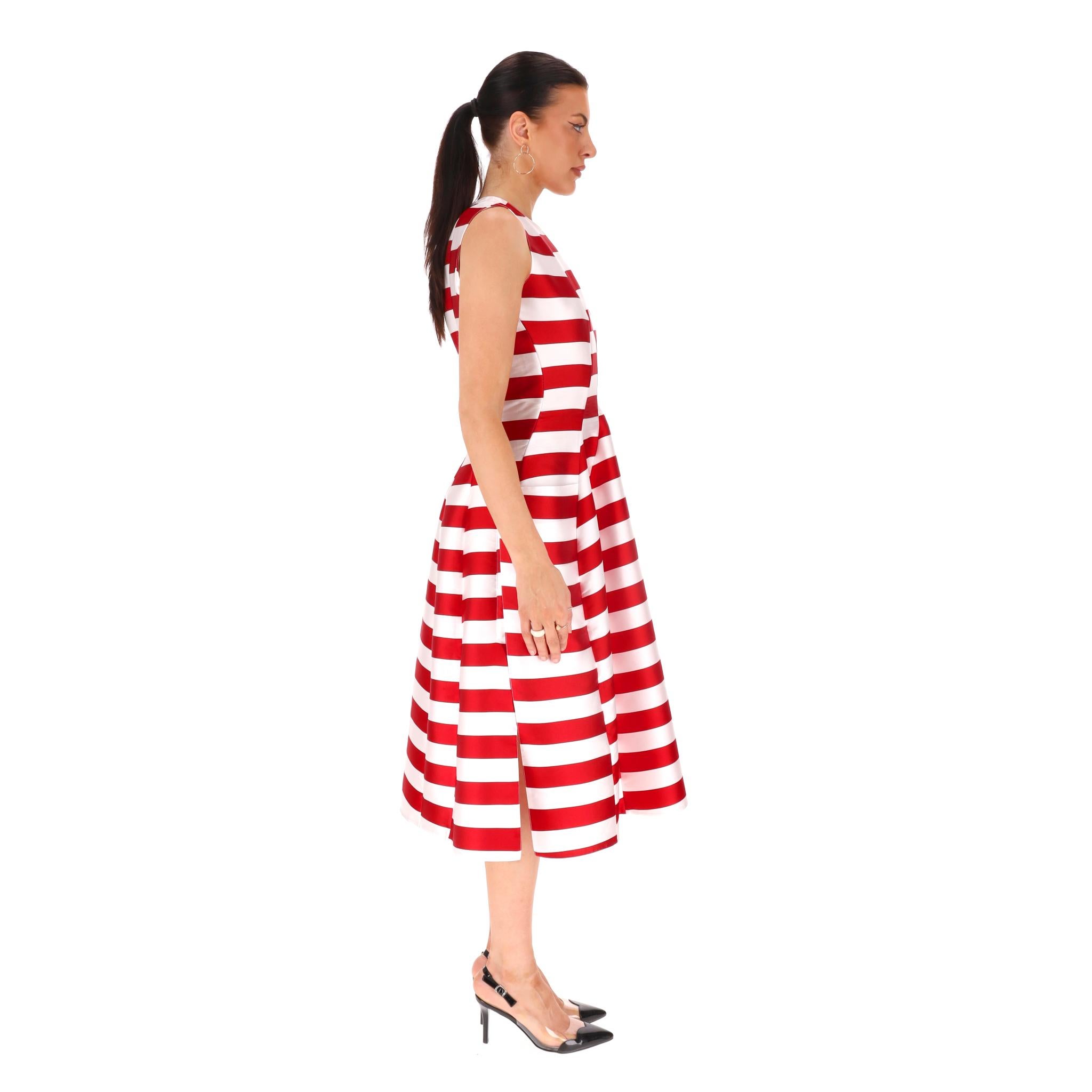Gris Maison Rabih Kayrouz Robe tulipe rayée en soie mélangée en vente