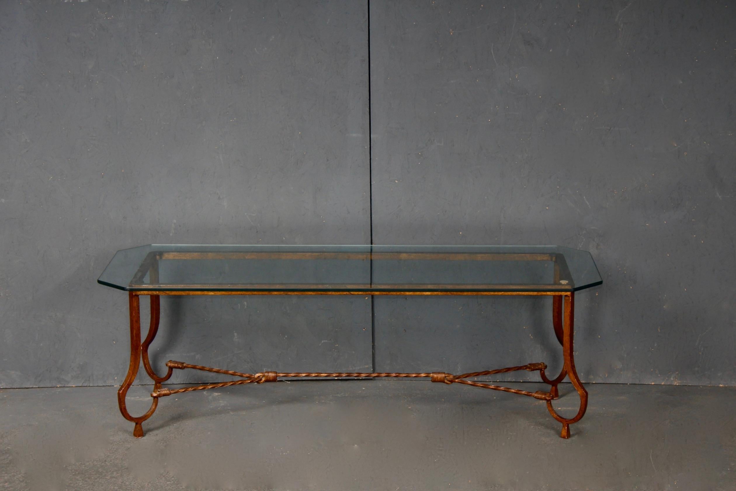 Maison Ramsay coffee table In Good Condition In grand Lancy, CH